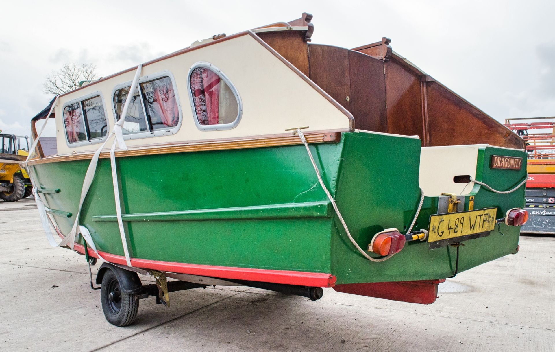 1964 Dolphin 16 Cabin Cruiser Boat "Dragonfly" - Image 19 of 31