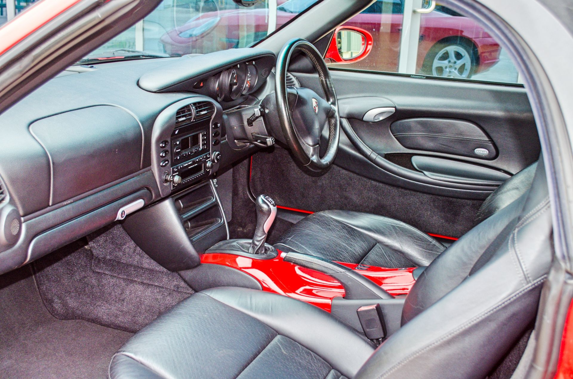 2003 Porsche Boxster 2687cc 2 door convertible - Image 36 of 60