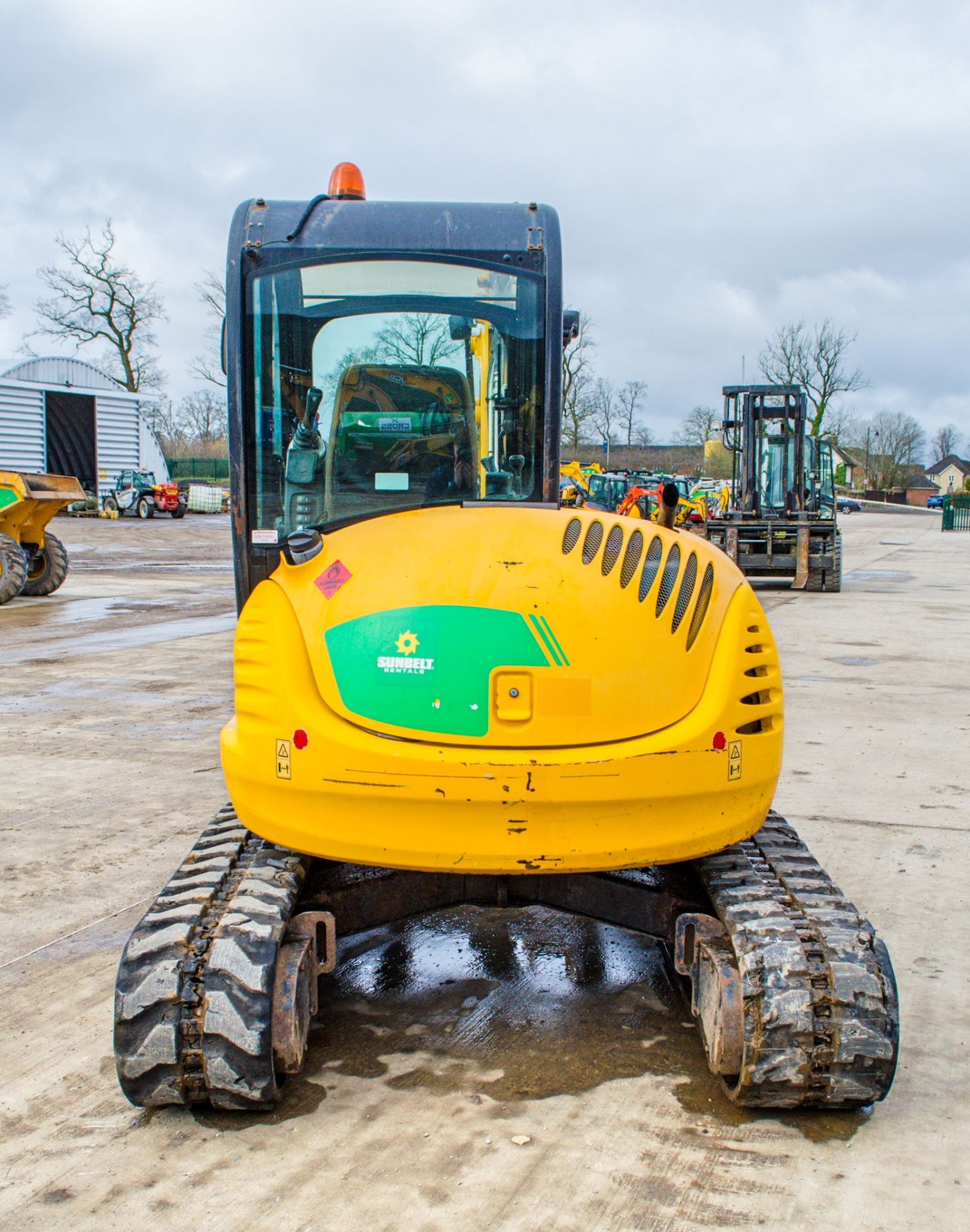 JCB 8055 RTS 5.5 tonne rubber tracked midi excavator Year: 2014  S/N: 2426041 Recorded Hours: 2629 - Image 6 of 25