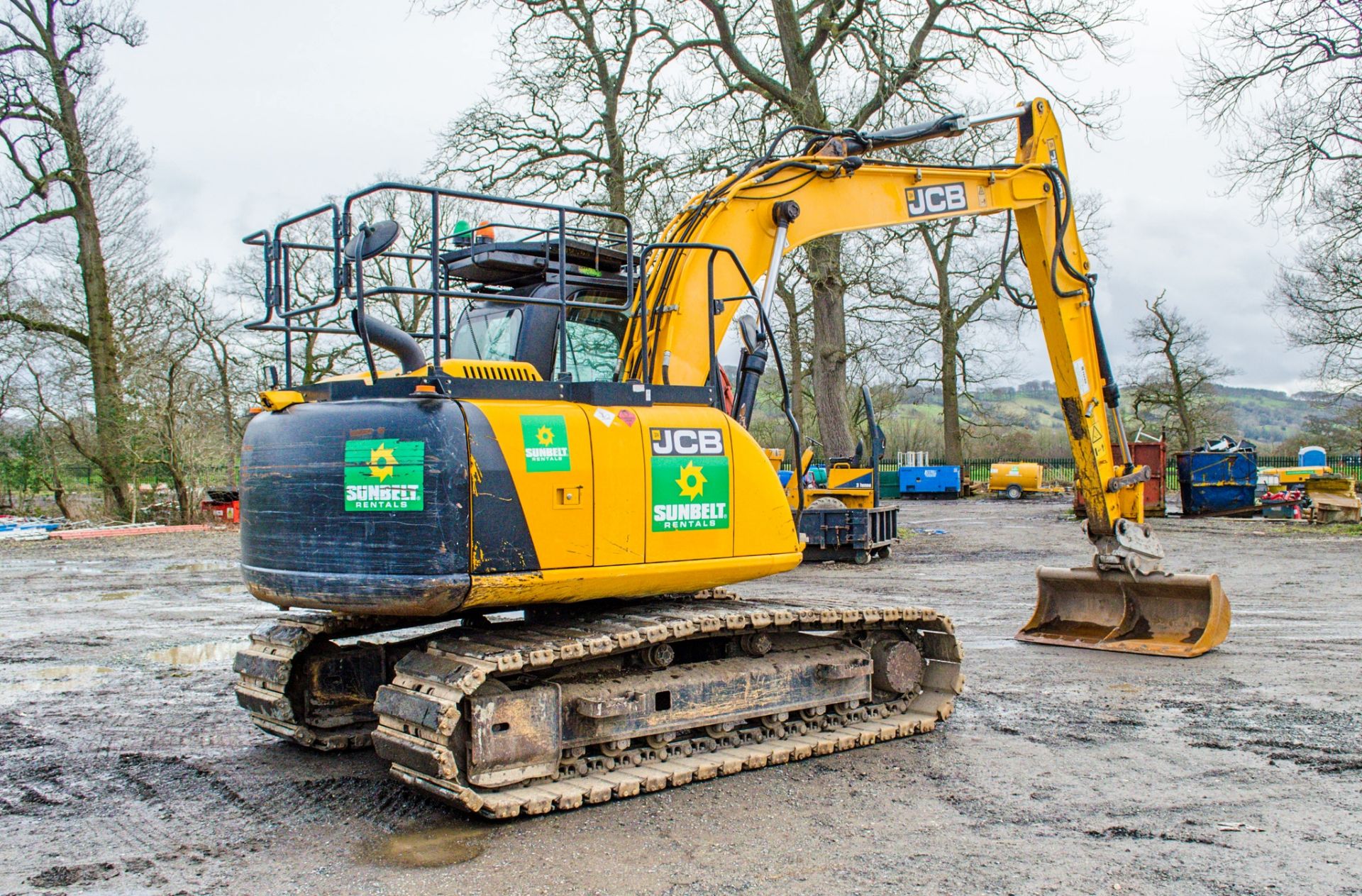 JCB JS130 LC 13 tonne rubber padded steel tracked excavator Year: 2015 S/N: 2441397 Recorded - Image 3 of 24