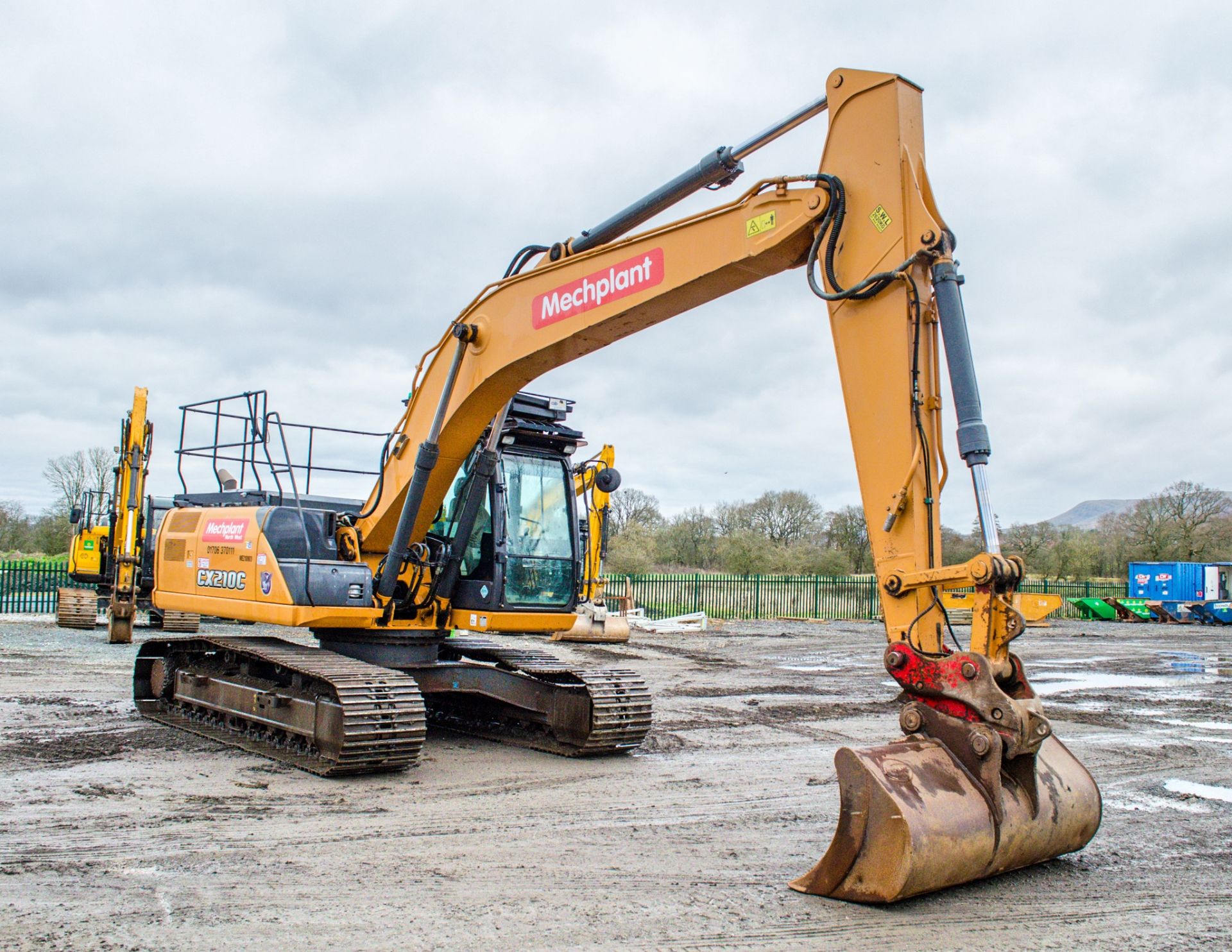 Case CX210C 21 tonne steel tracked excavator Year: 2014 S/N: 6H1339 Recorded Hours: 9197 piped, - Image 2 of 27