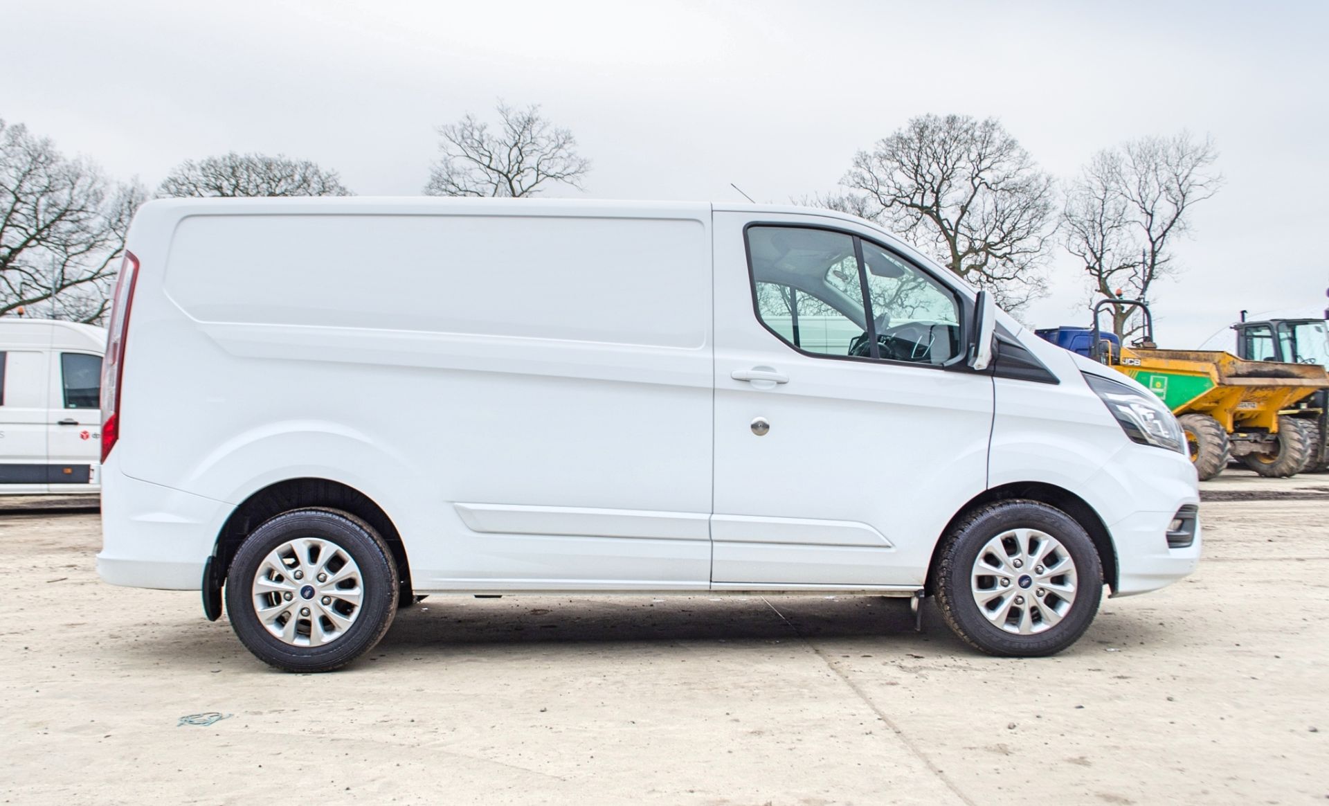 Ford Transit Custom Limited 300 130 TDCi L1H1 6 speed manual panel van Registration Number: HK19 OAC - Image 8 of 34