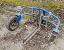 Rough terrain pallet truck ** Parts missing ** INTH01130