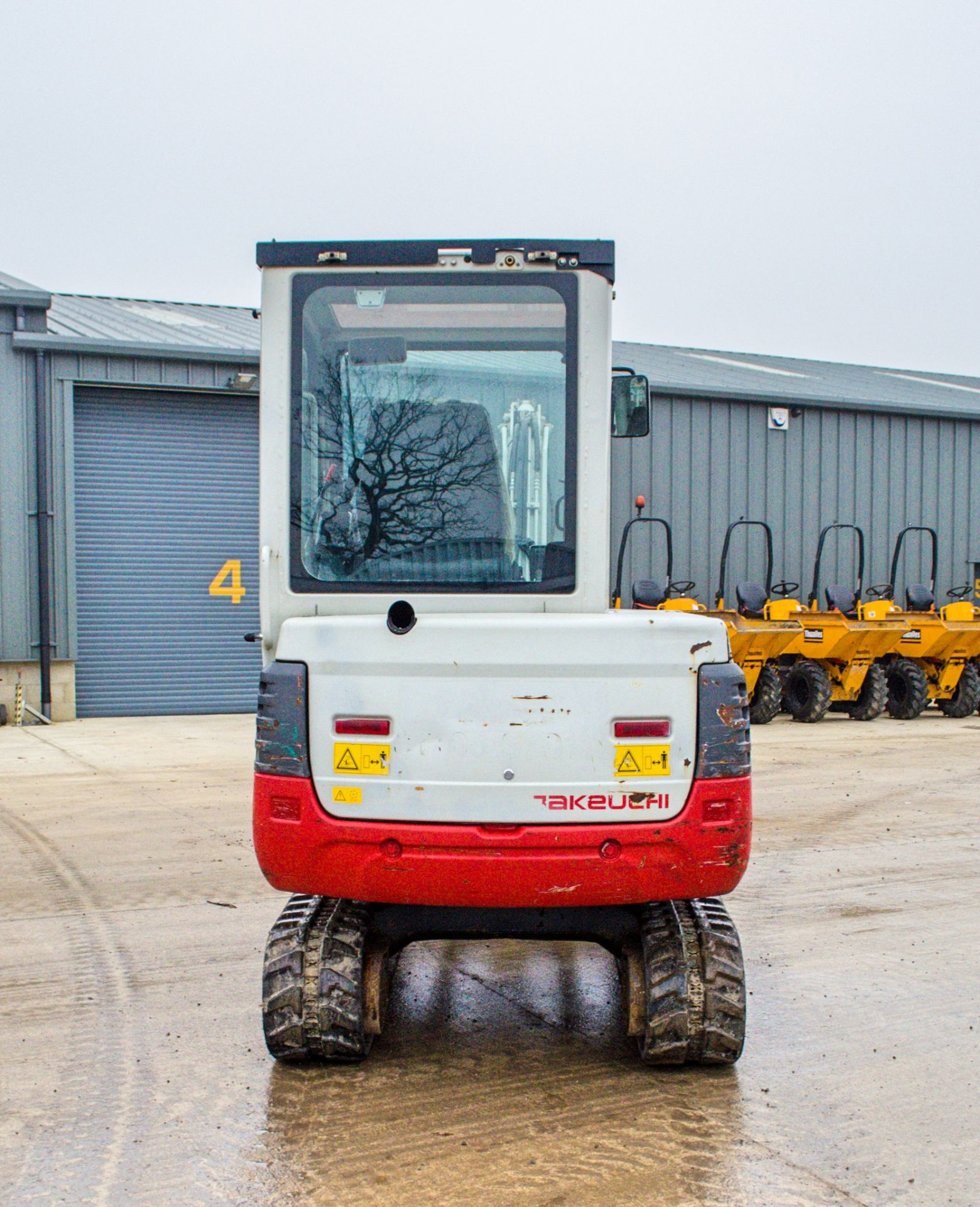 Takeuchi TB228 2.8 tonne rubber tracked mini excavator Year: 2015 S/N: 122804414 Recorded Hours: 879 - Image 6 of 19