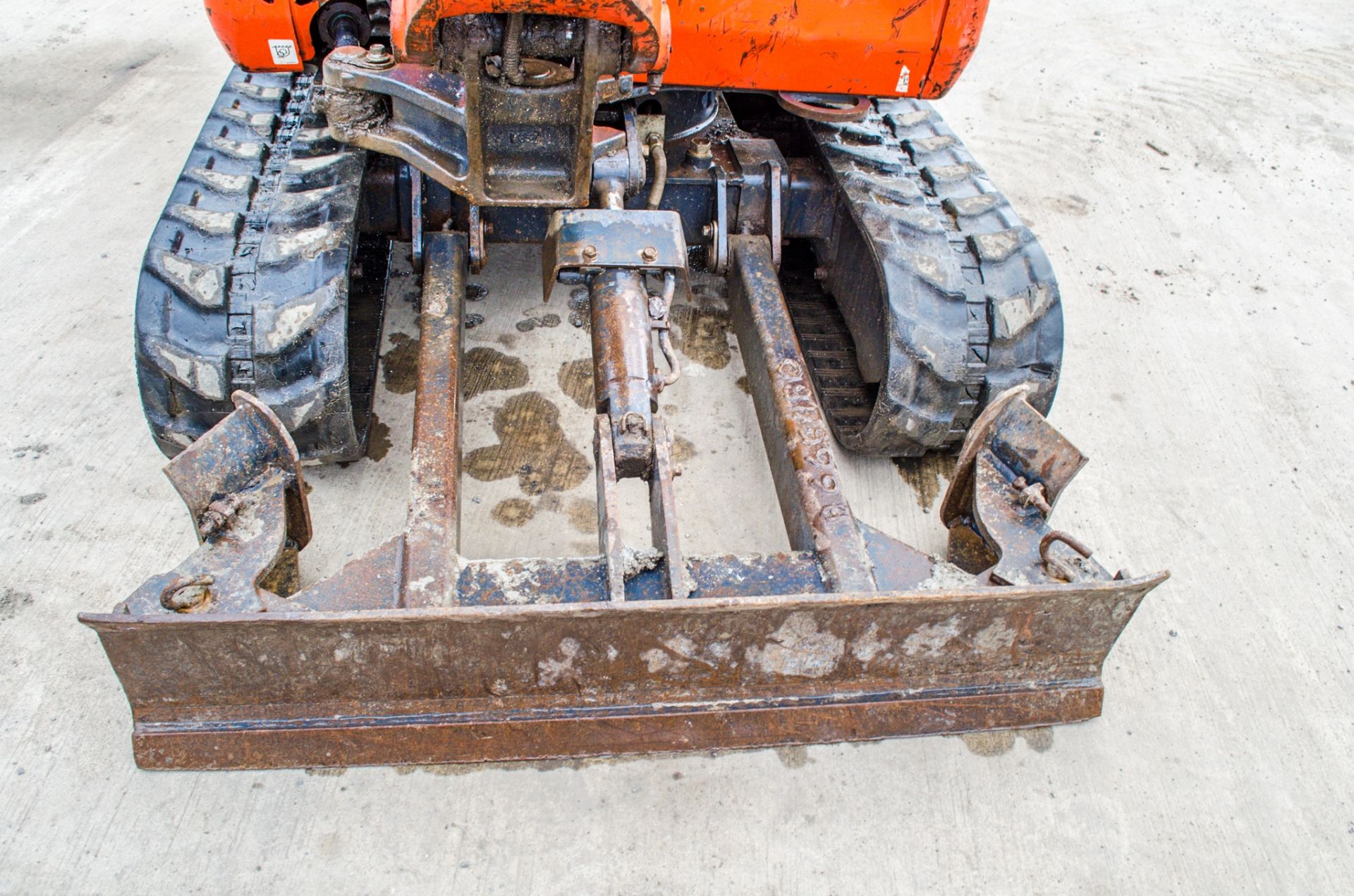 Kubota KX016-4 1.6 tonne rubber tracked mini excavator Year: 2015 S/N: 59294 Recorded Hours: 2087 - Image 15 of 21