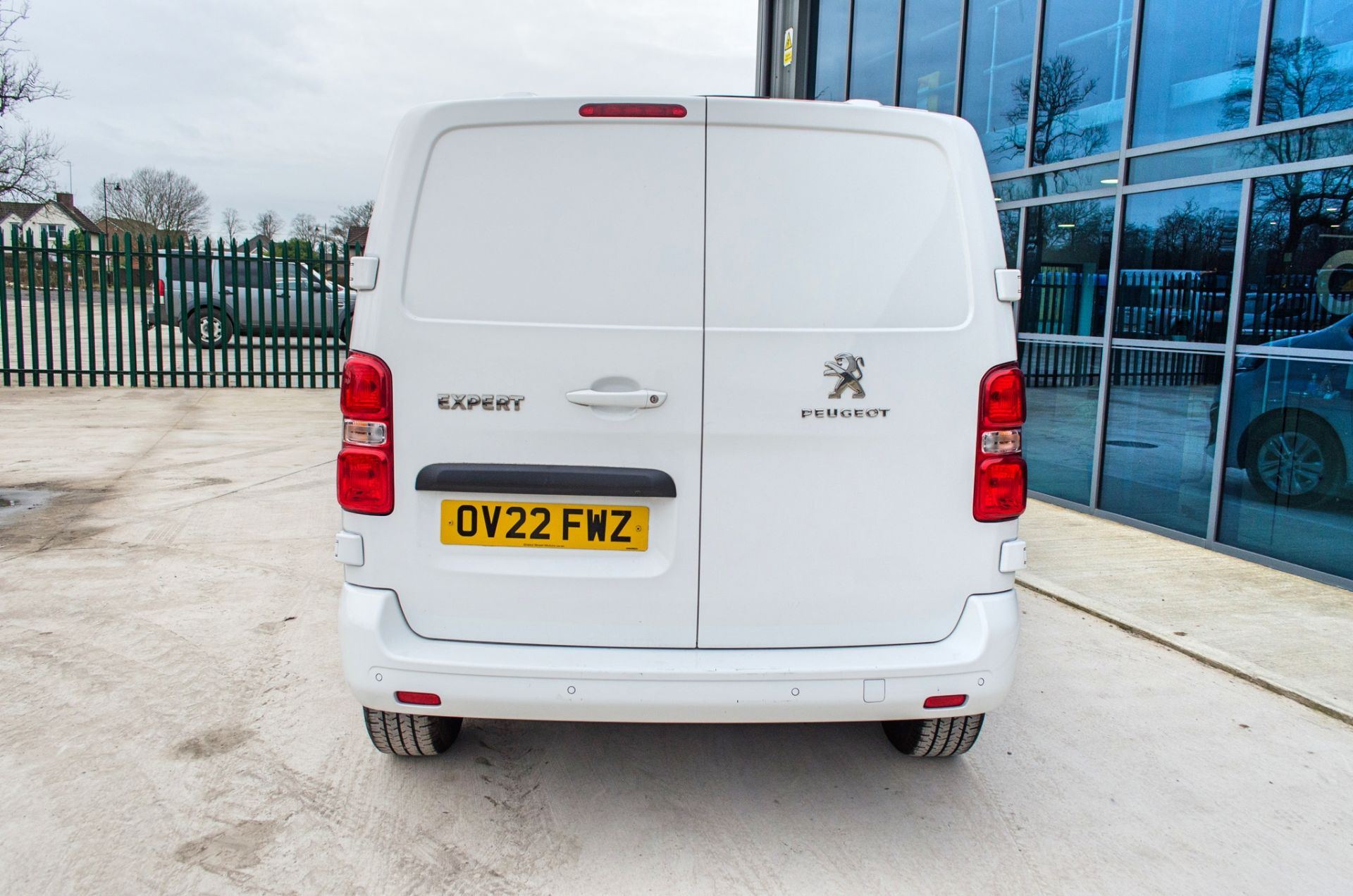 Peugeot Expert Asphalt Premium 2.0 HDi panel van Registration Number: OV22 FWZ Date of Registration: - Image 6 of 31