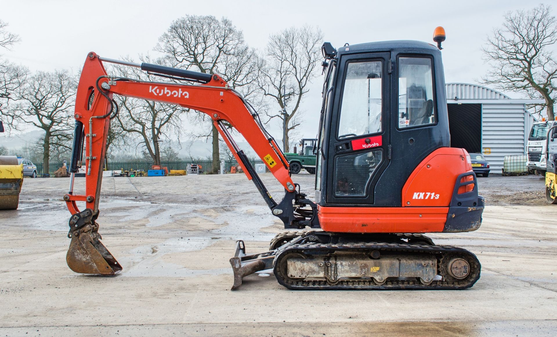 Kubota KX71-3 2.8 tonne rubber tracked mini excavator Year: 2017 S/N: 80774 Recorded Hours: 3018 - Image 7 of 21