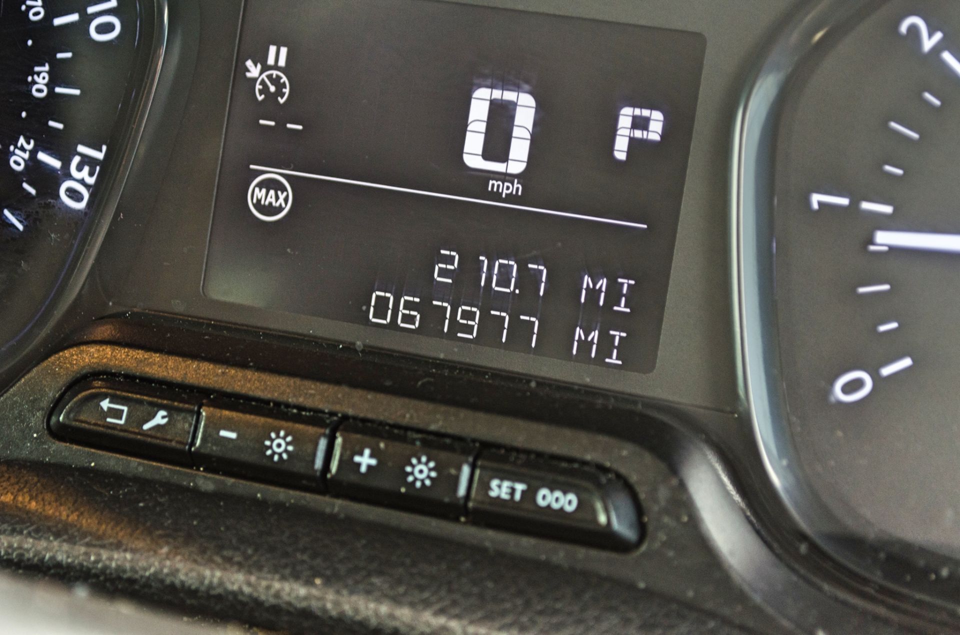 Peugeot Expert Asphalt Premium 2.0 HDi panel van Registration Number: OV22 FWZ Date of Registration: - Image 29 of 31