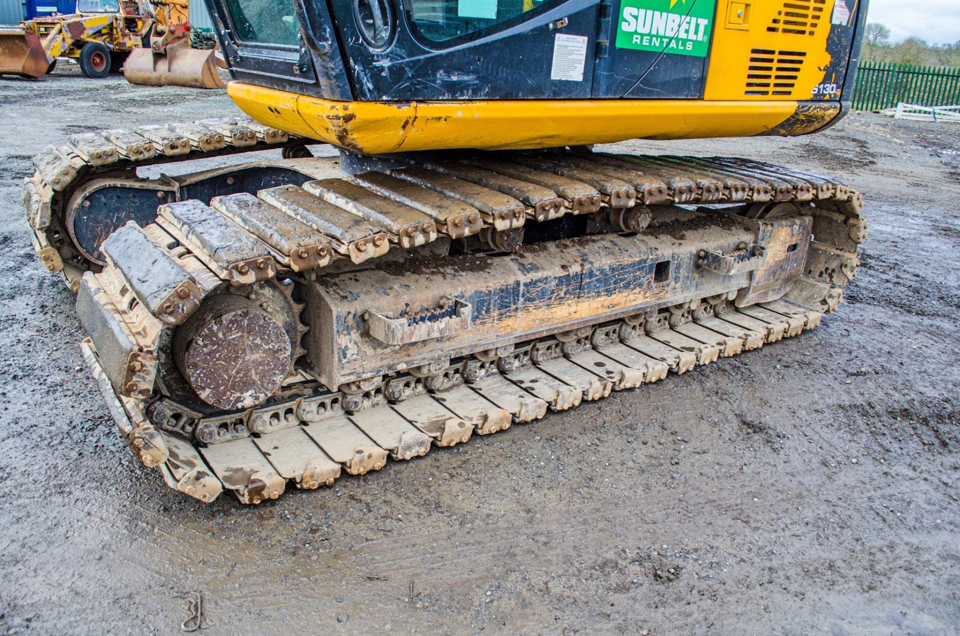 JCB JS130 LC 13 tonne rubber padded steel tracked excavator Year: 2015 S/N: 2441397 Recorded - Image 9 of 24
