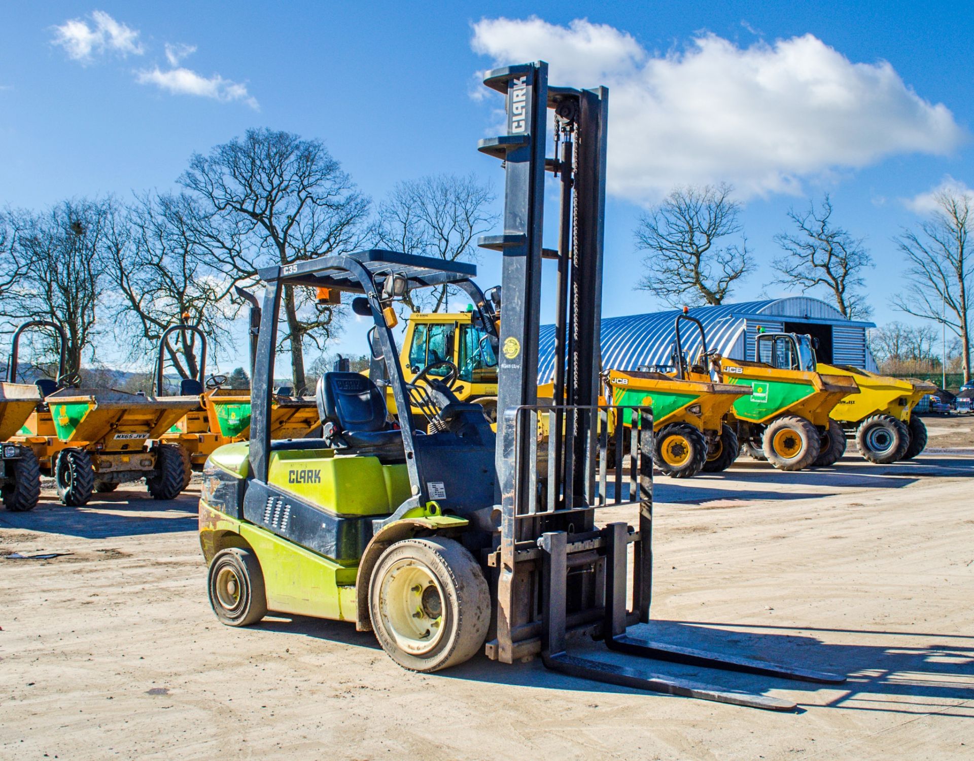 Clark C35D 3.5 tonne diesel fork lift truck Year; 2014 S/N: 2519-9843 Recorded Hours: 3538 N401624 - Image 2 of 20