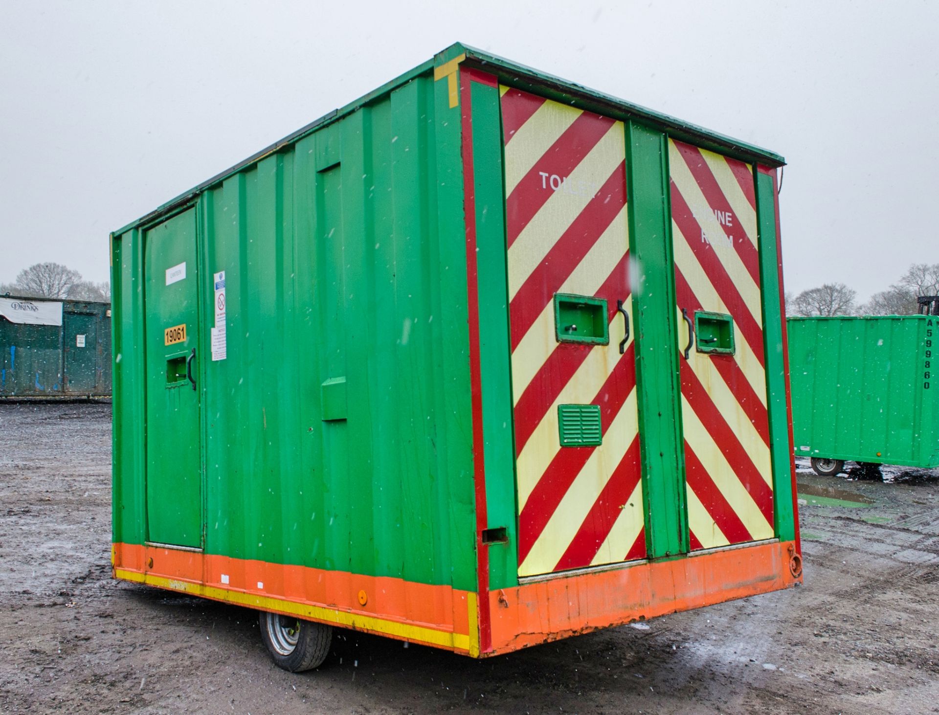 12 ft x 8 ft steel anti vandal mobile welfare unit Comprising of: canteen area, toilet & generator - Image 4 of 10