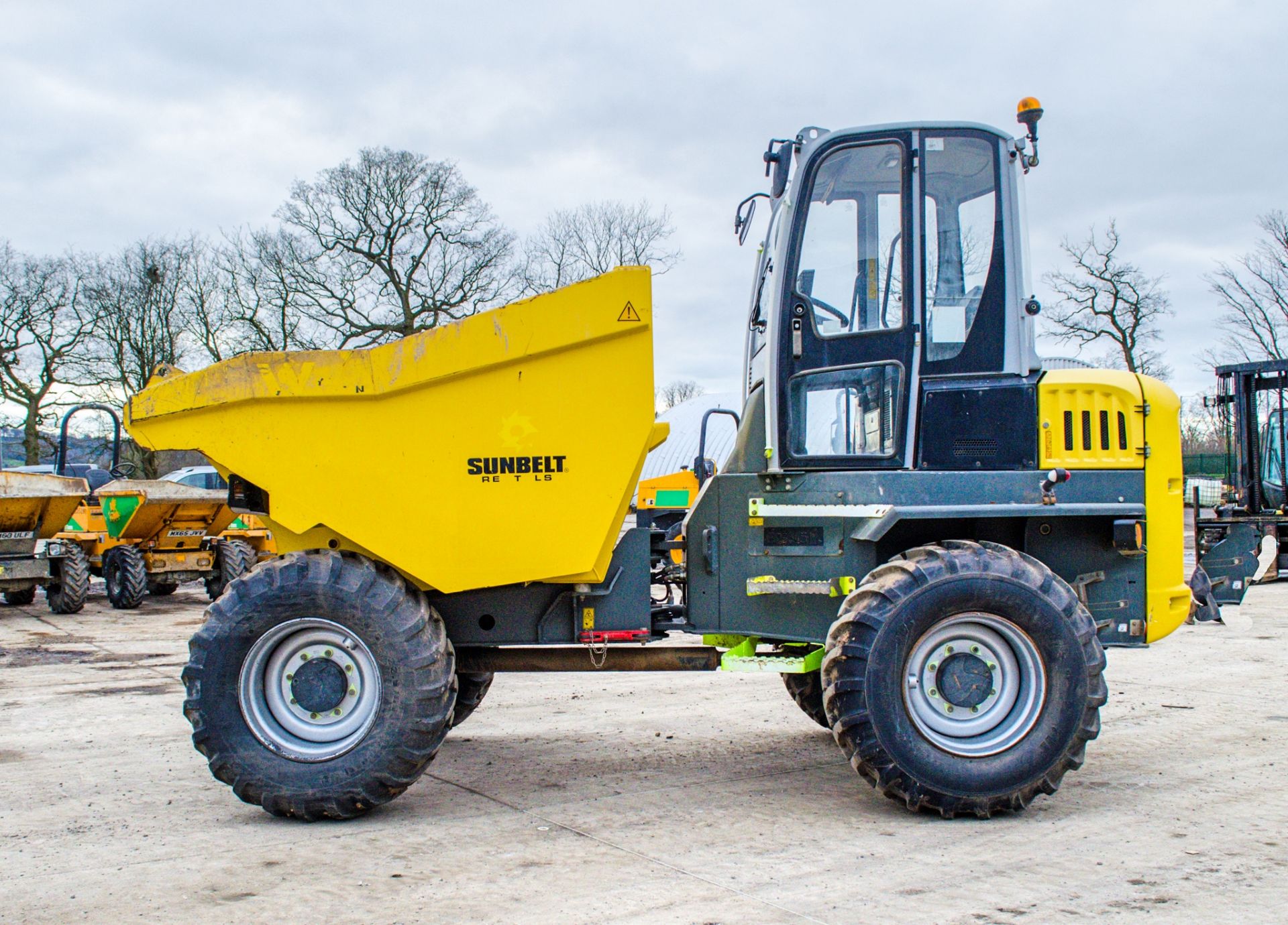 Wacker Neuson 9 tonne cabbed straight skip dumper Year: 2018  S/N: PAL01062 Recorded Hours: 1152 - Image 8 of 21