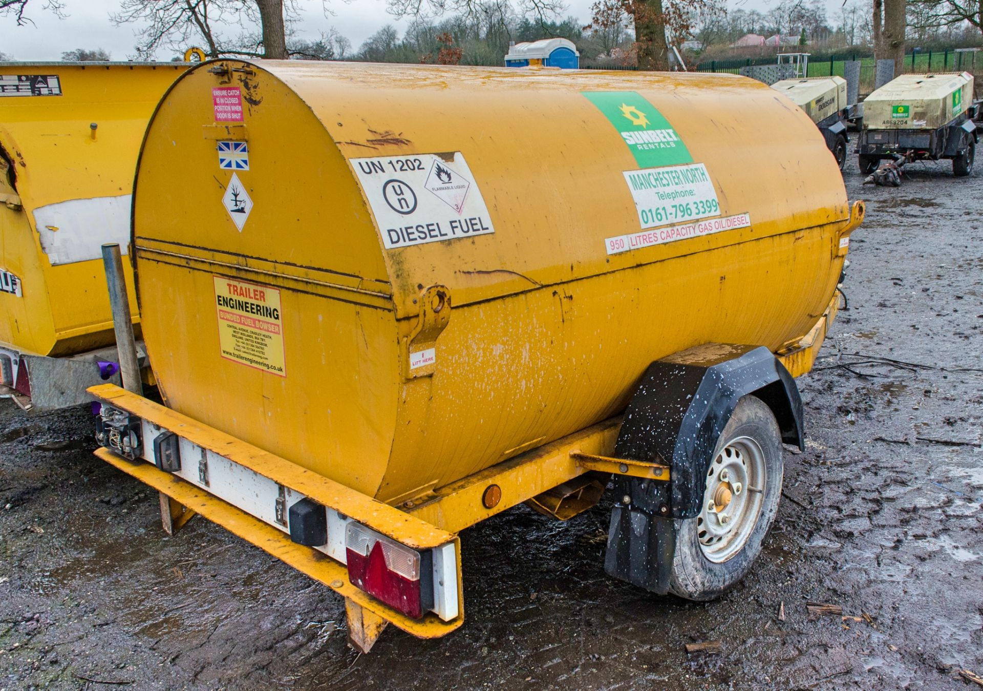 Trailer Engineering 950 litre fast tow mobile bunded fuel bowser c/w manual pump, delivery hose & - Image 2 of 5