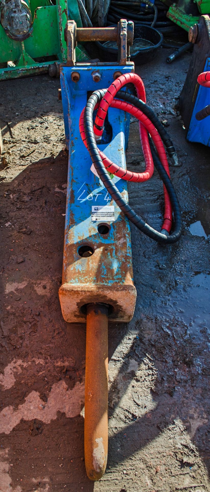 Epiroc Hydraulic breaker to suit 5 tonne excavator c/w headstock Pin diameter: 45mm Pin centres: - Image 3 of 4