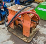 Hydraulic compactor plate to suit 13-22 tonne excavator ** Parts missing ** SH332