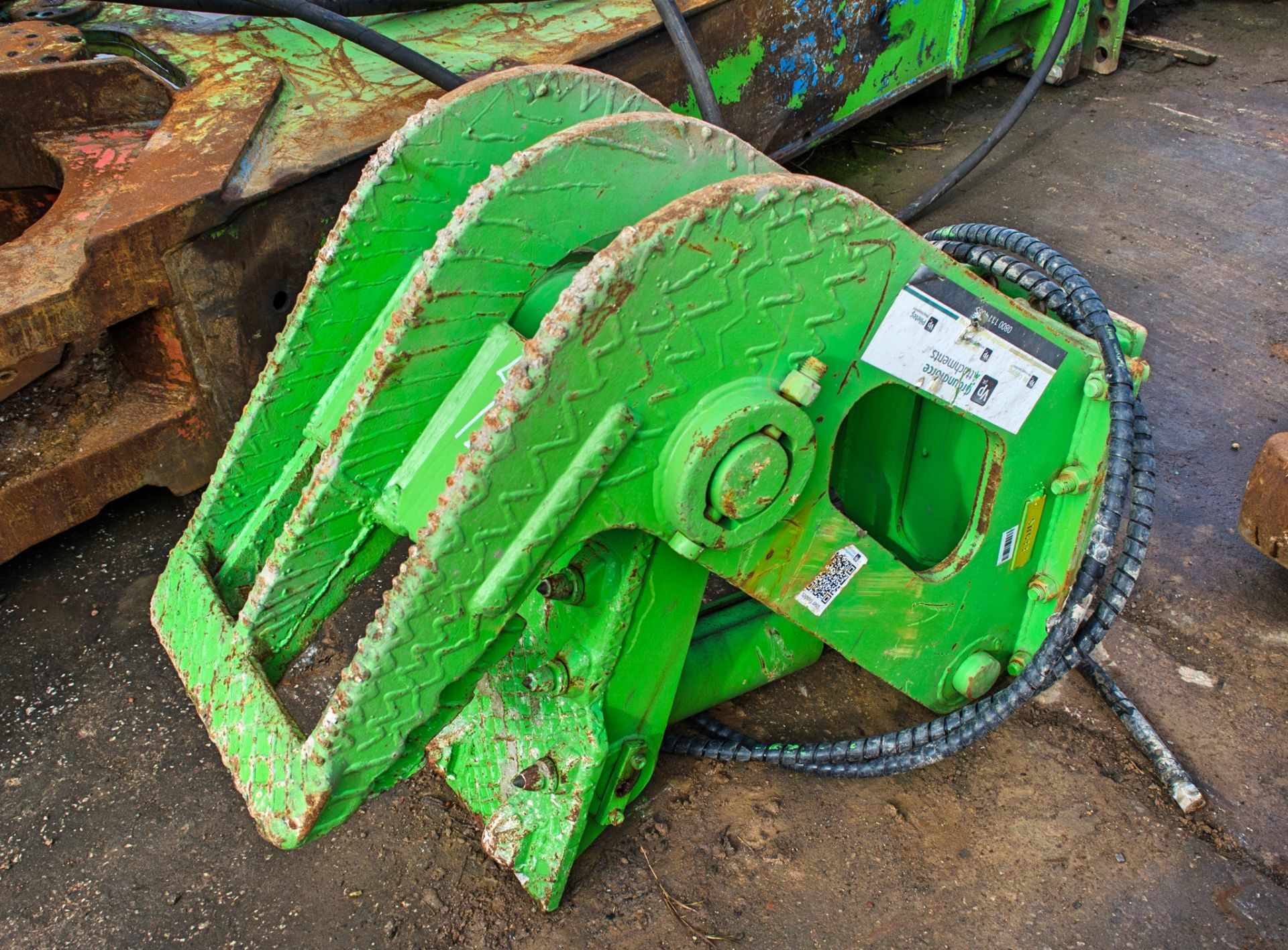 Hydraulic fixed pulveriser demolition shear for 3-9 tonne excavator SH633