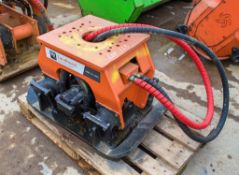 Hydraulic compactor plate to suit 4-9 tonne excavator SH641