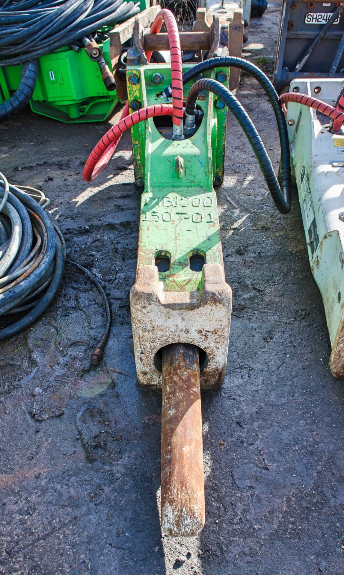 Atlas Copco MB1200E hydraulic breaker to suit 15-26 tonne excavator c/w headstock Pin diameter: 80mm - Image 3 of 4