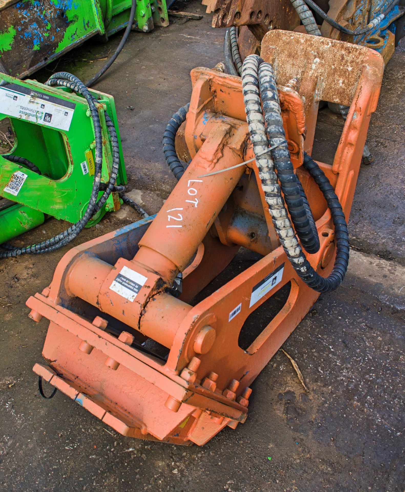 Hydraulic fixed pulveriser demolition shear for 3-9 tonne excavator SH1376