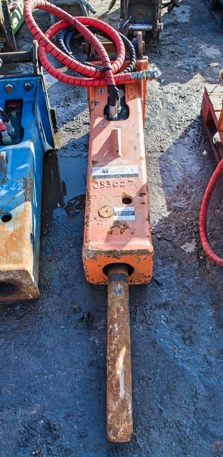 Epiroc hydraulic breaker to suit 5-9 tonne excavator c/w headstock Pin diameter: 45mm Pin centres: - Image 3 of 4