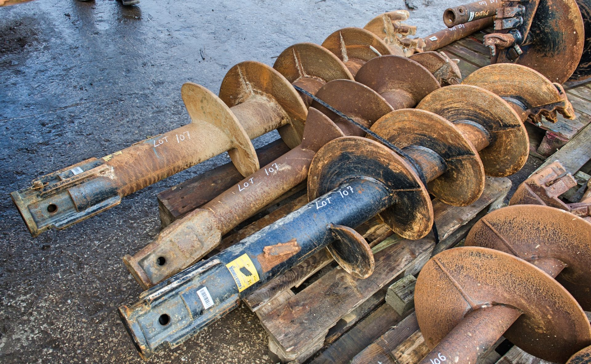 3 - 450mm auger flights SH2529, SH2530, SH2080 - Image 2 of 2