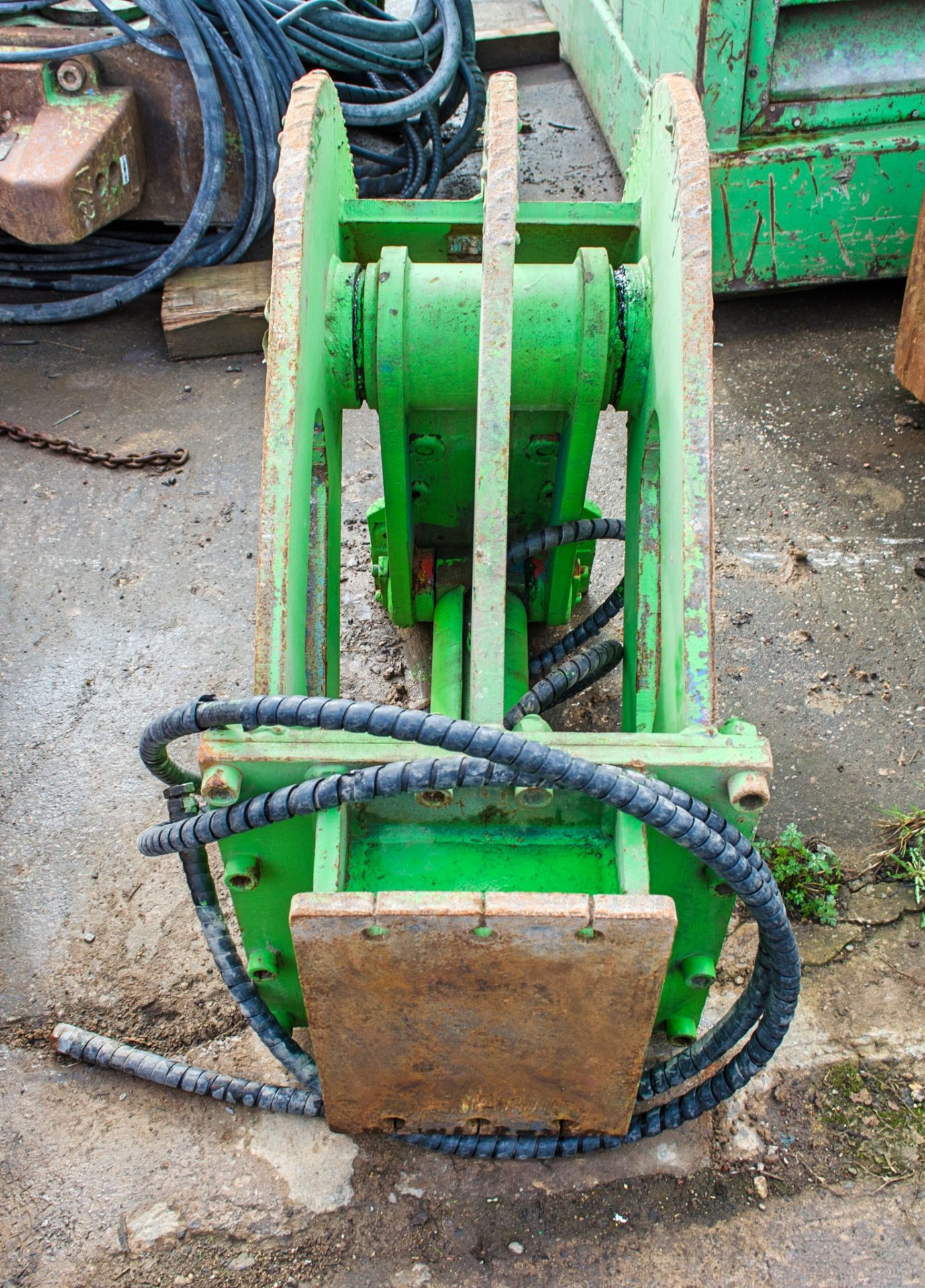 Hydraulic fixed pulveriser demolition shear for 3-9 tonne excavator SH633 - Image 4 of 4
