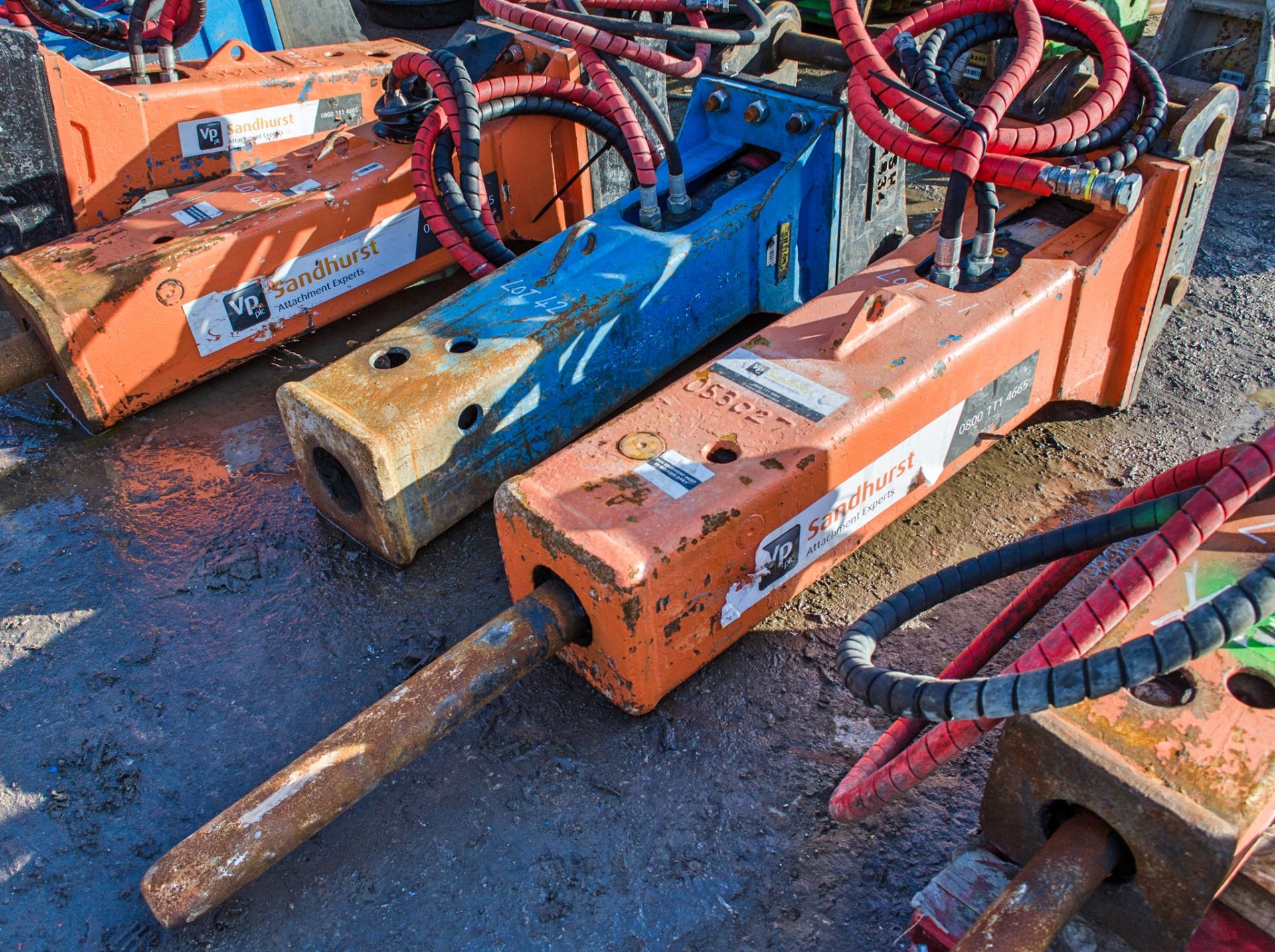 Epiroc hydraulic breaker to suit 5-9 tonne excavator c/w headstock Pin diameter: 45mm Pin centres: