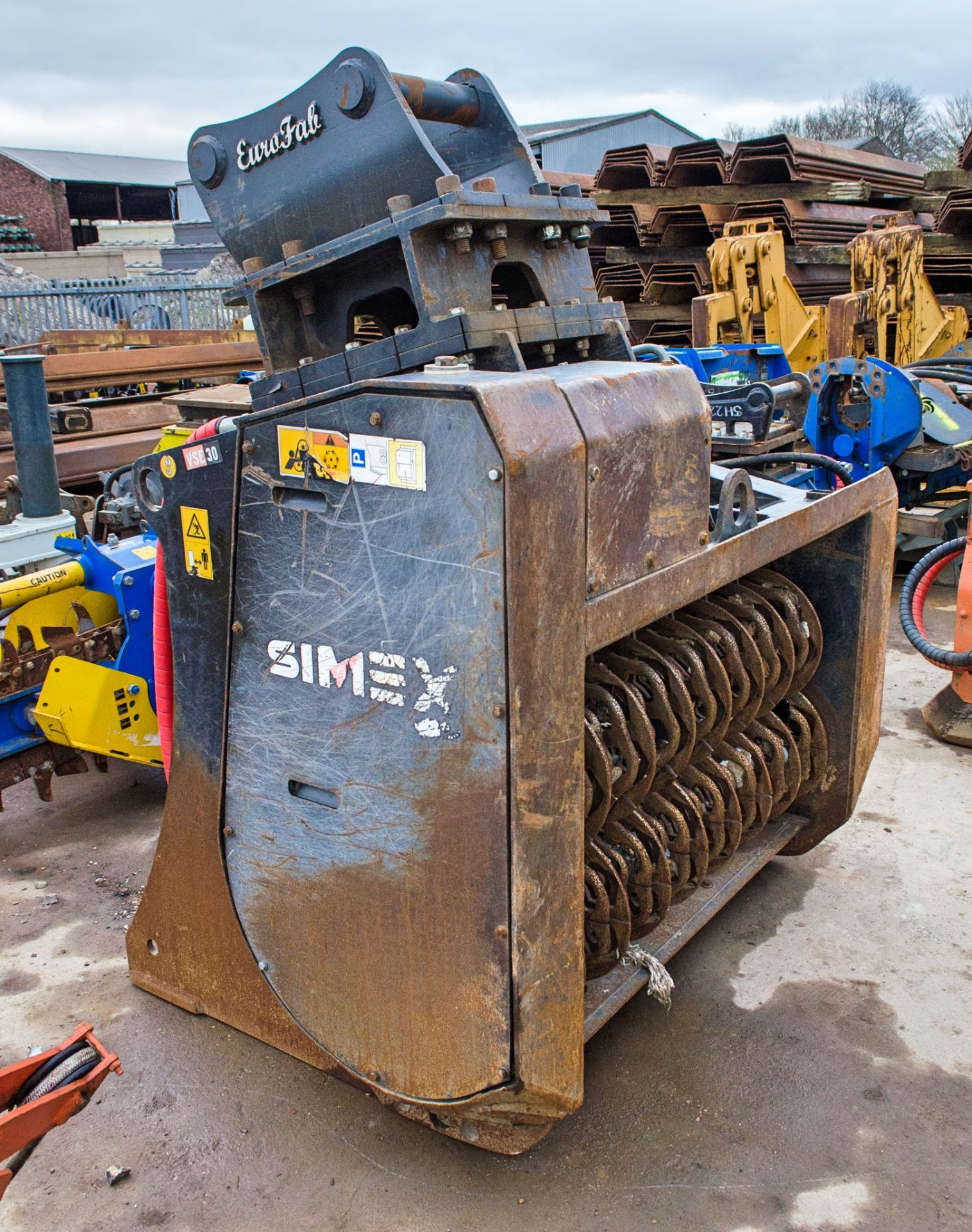Simex VSE30 3ft hydraulic screener bucket for 16-30 tonne excavator c/w headstock Pin diameter: 80mm - Image 2 of 4