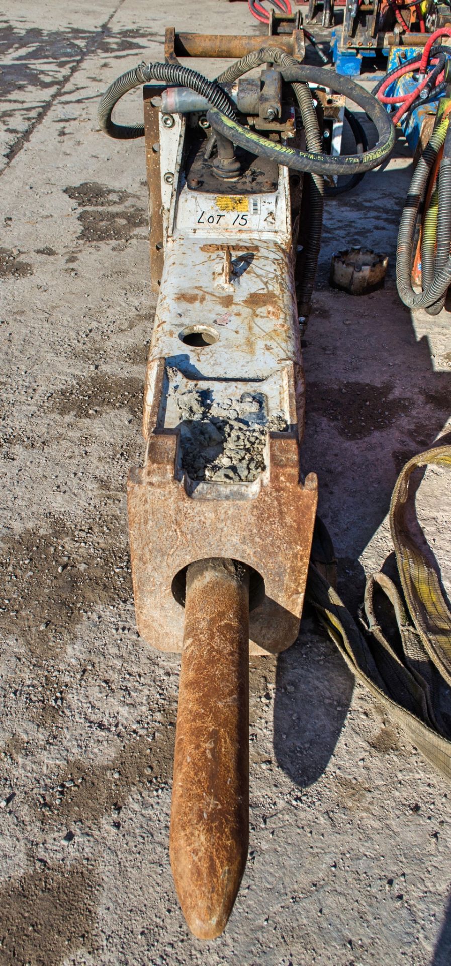 Construction Tools RX14L hydraulic breaker to suit 13-18 tonne excavator c/w Engcon headstock Pin - Image 3 of 4
