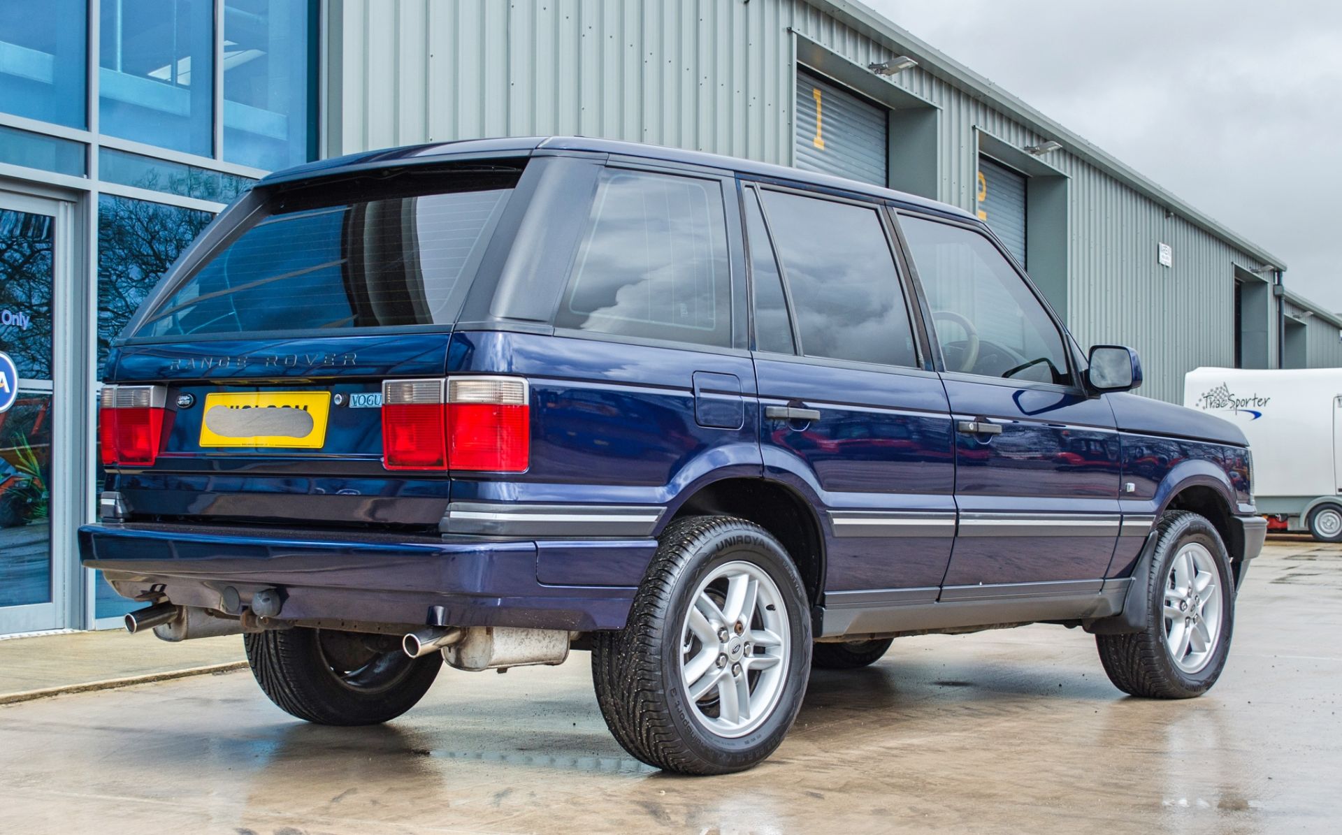 2001 Range Rover Vogue 4.6 litre V8 Auto 4 door SUV - Image 5 of 65