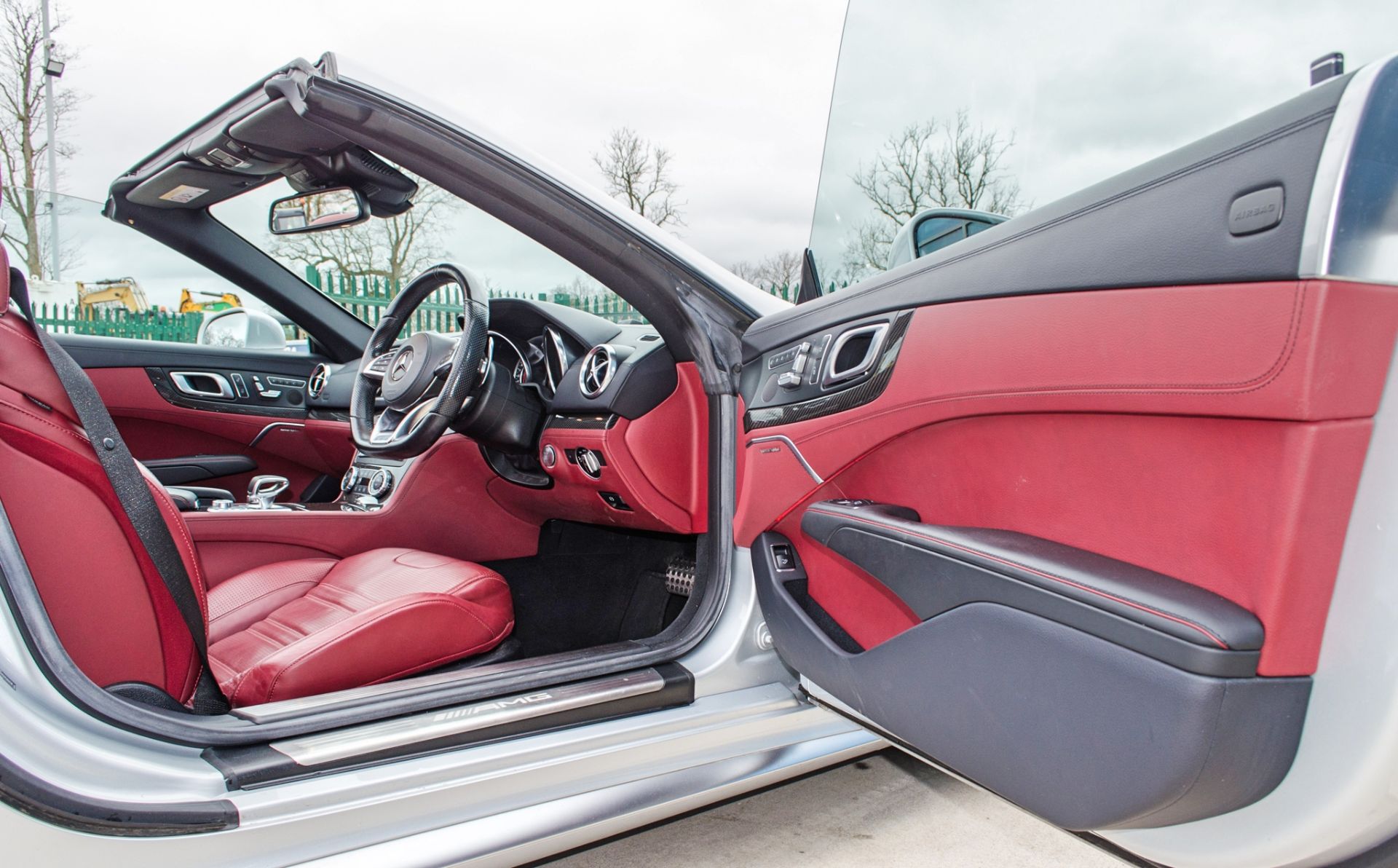 2016 Mercedes Benz SL 63 AMG V8 Bi Turbo 2 door convertible - Image 37 of 64