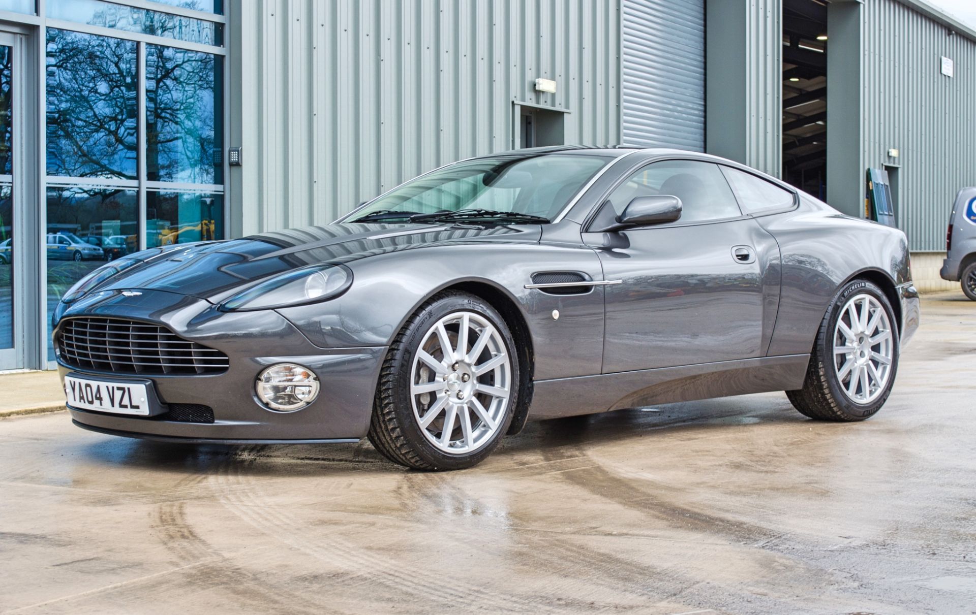 2004 Aston Martin Vanquish 5.9 litre 2+2 Coupe - Image 3 of 54