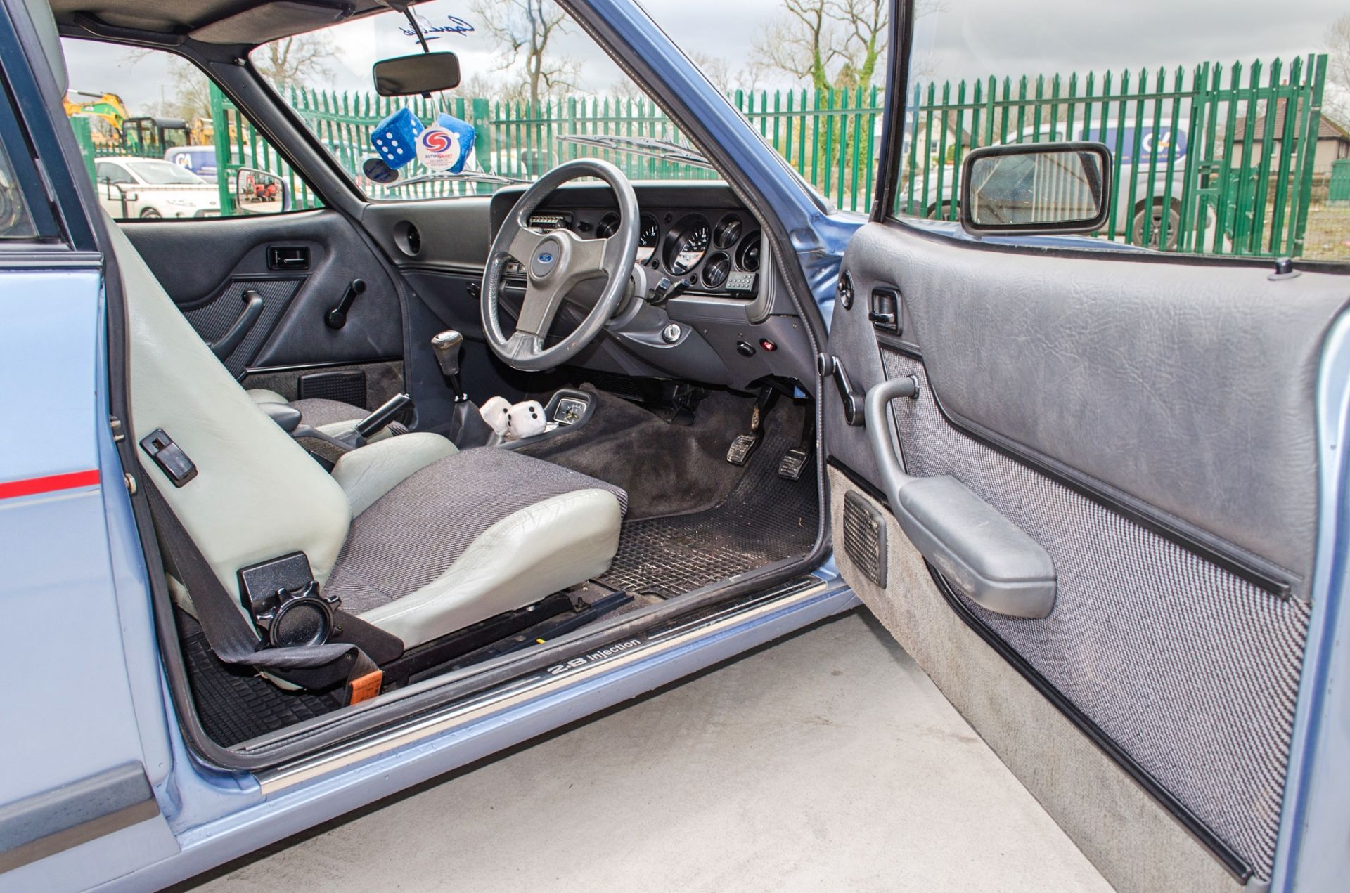 1986 Ford Capri 2.8 Injection Special 3 door coupe - Image 31 of 56