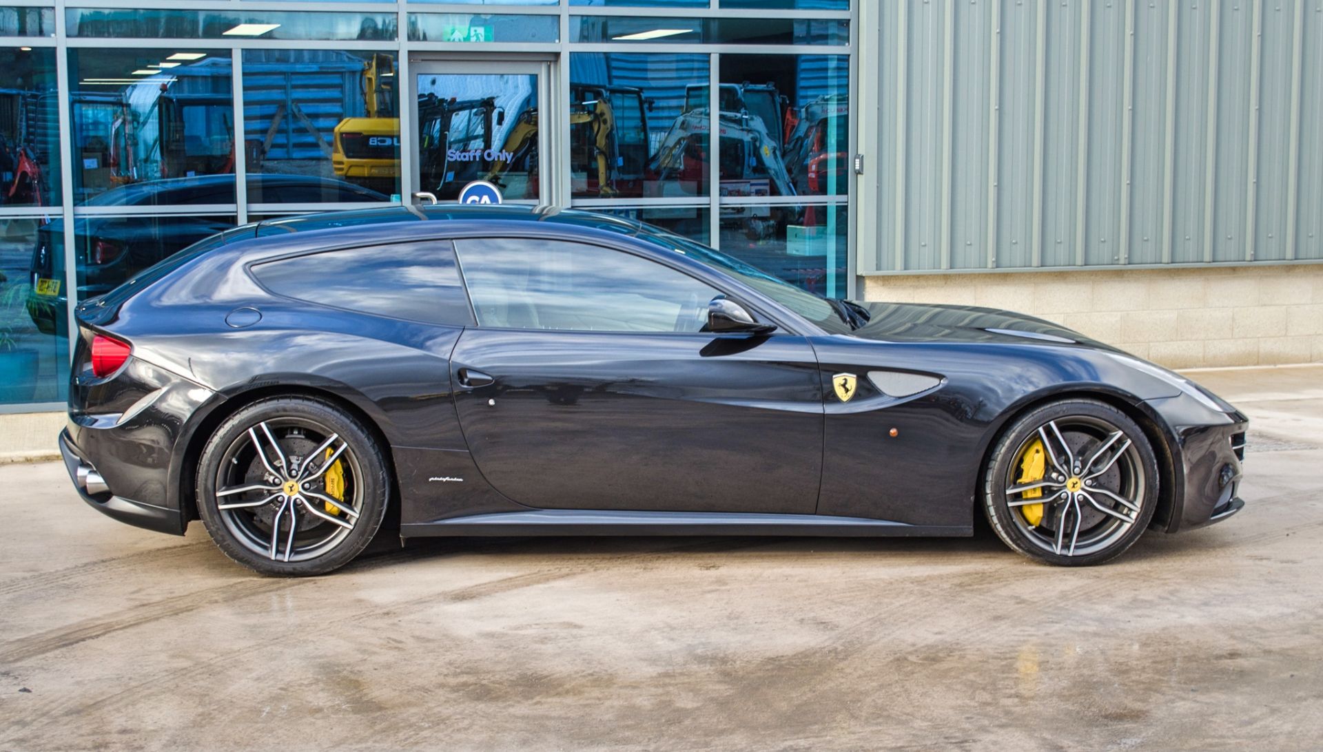 2014 Ferrari FF 6262cc V12 3 door coupe - Image 14 of 74