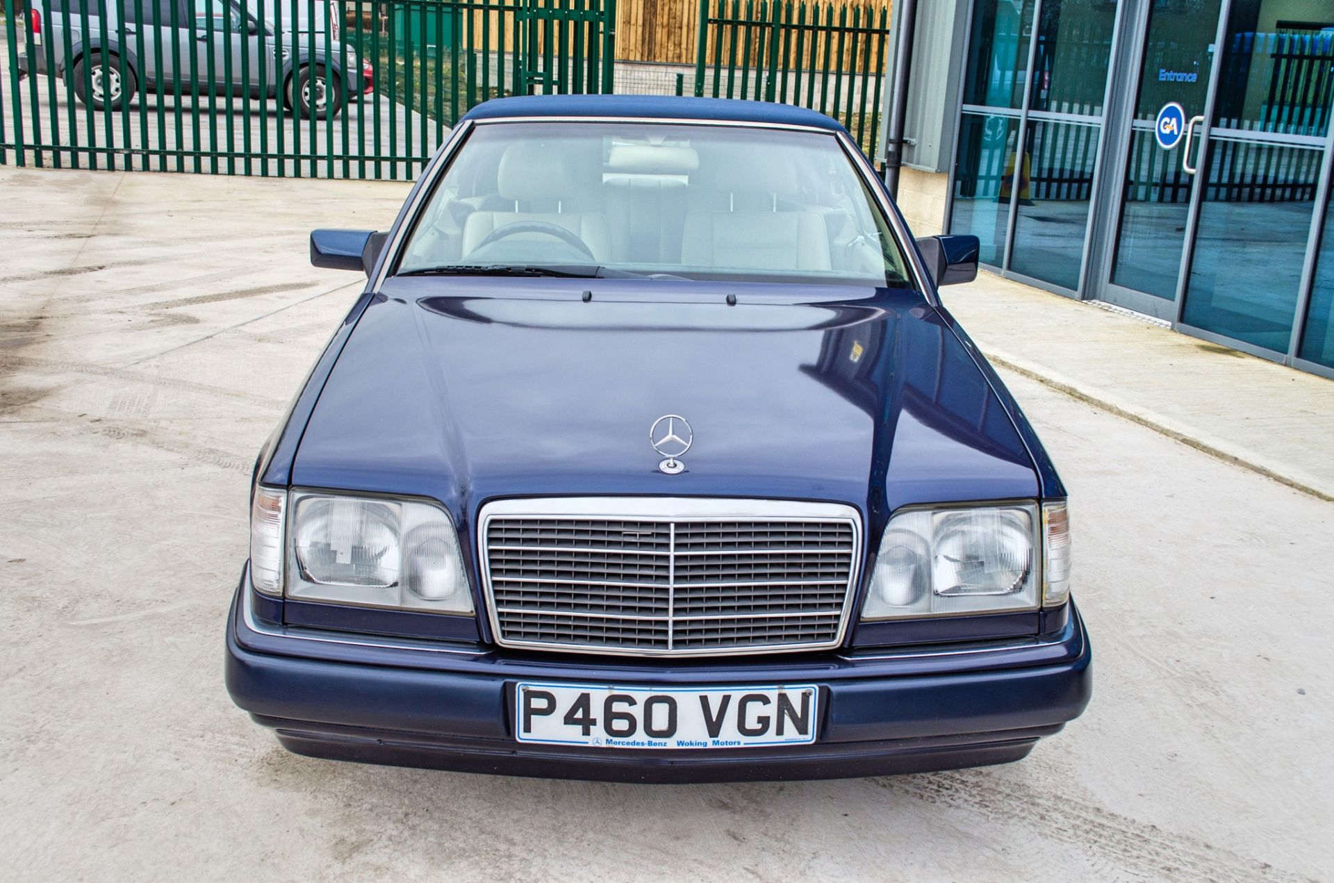 1997 Mercedes E220 2.2 litre 2 door cabriolet Registration: P460VGN Chassis: WDB1240622C292059 - Image 26 of 60