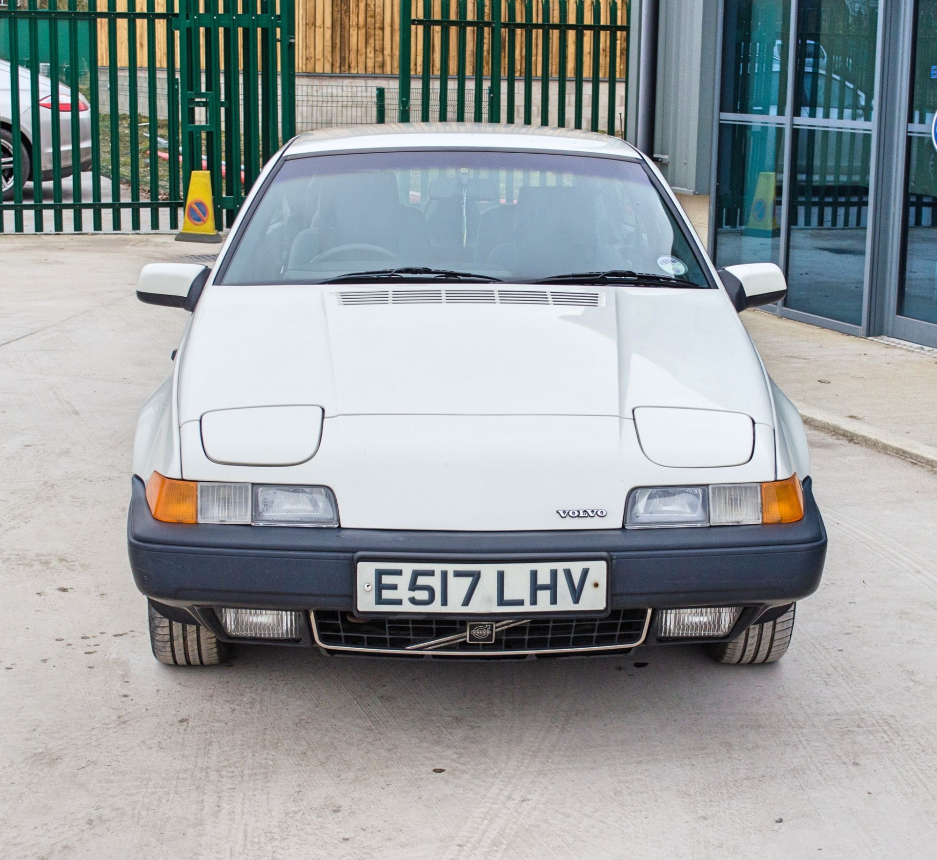 1987 Volvo 480 ES 1721CC 3 door hatchback Guide; £2,000 to £3,000  Registration: E517LHV Chassis: - Image 10 of 56