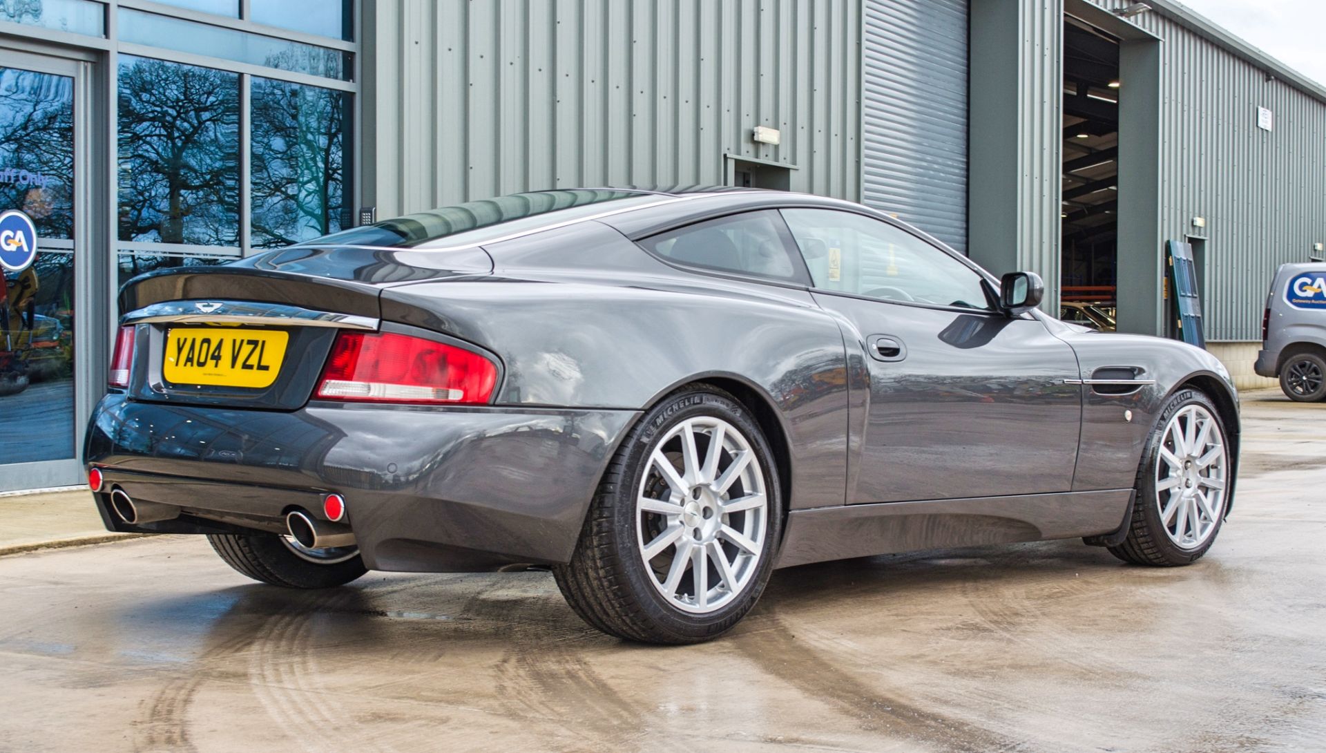 2004 Aston Martin Vanquish 5.9 litre 2+2 Coupe - Image 5 of 54