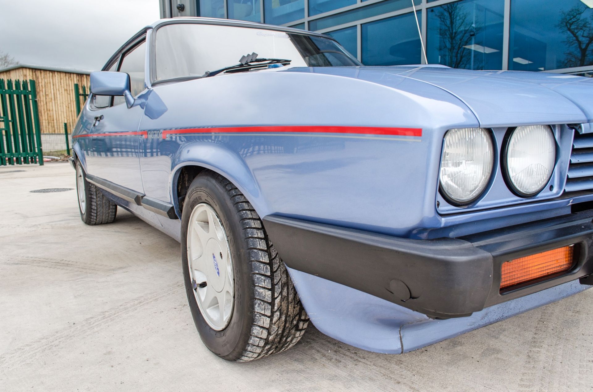 1986 Ford Capri 2.8 Injection Special 3 door coupe - Image 15 of 56