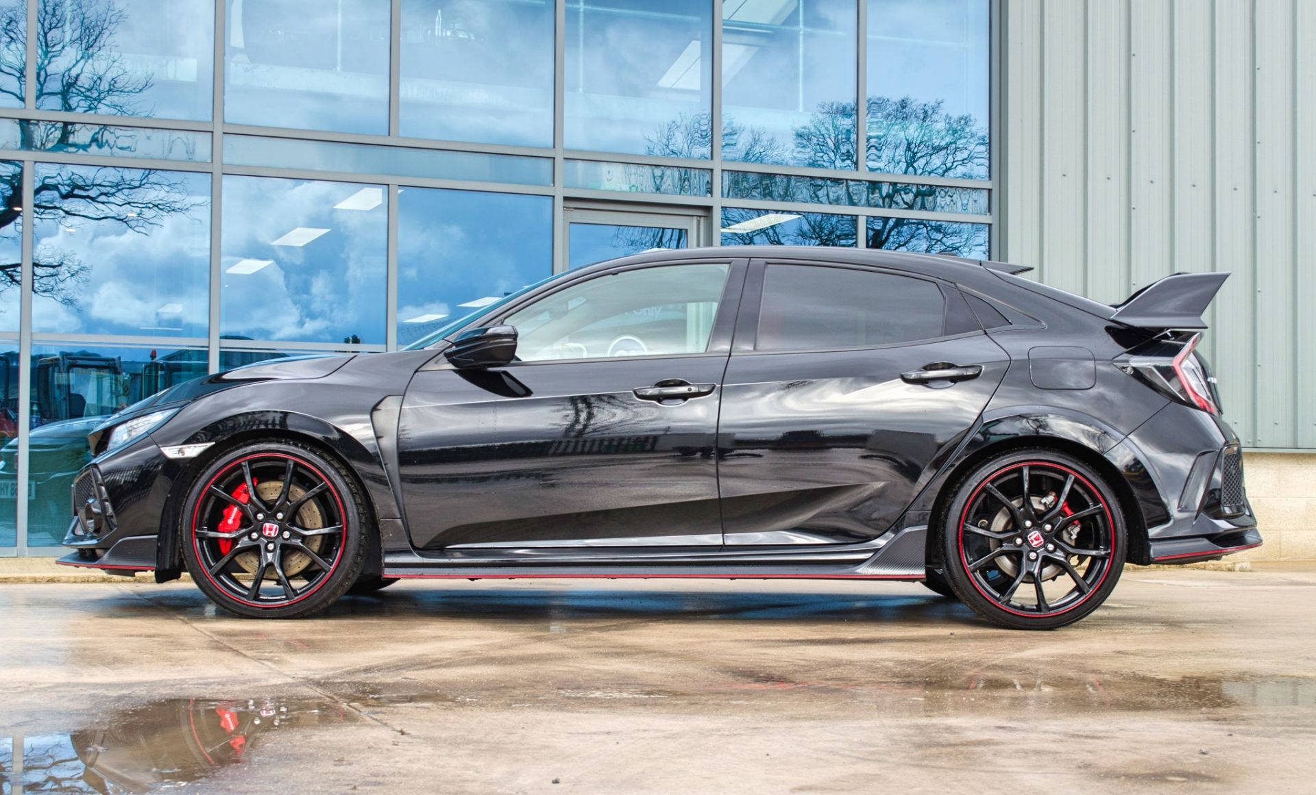 2018 Honda Civic GT Type R V-Tec 1996cc 5 door hatchback - Image 15 of 54