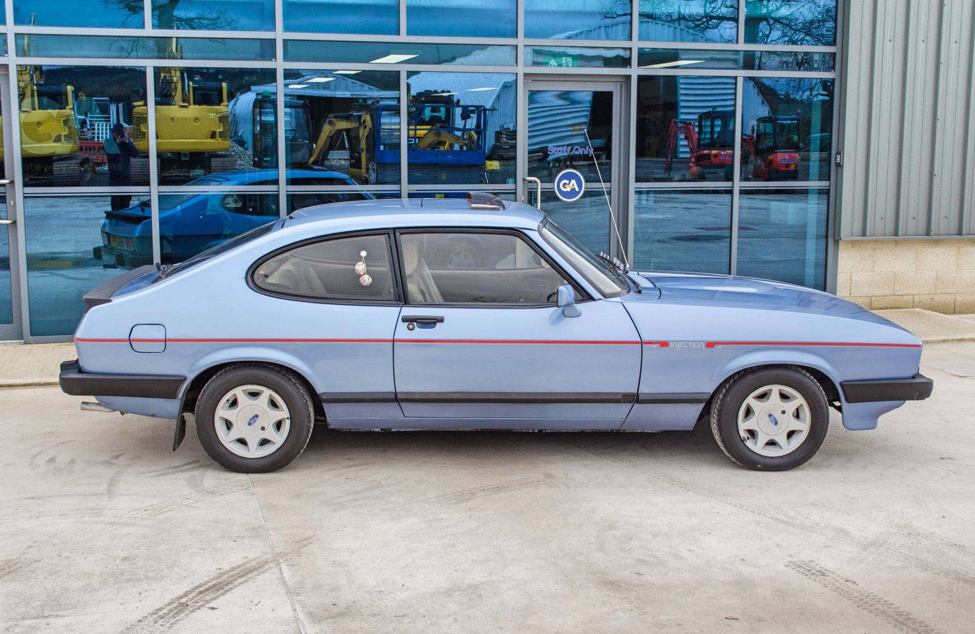 1986 Ford Capri 2.8 Injection Special 3 door coupe - Image 14 of 56