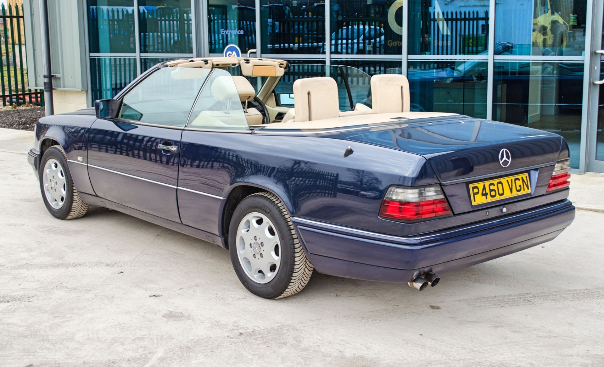 1997 Mercedes E220 2.2 litre 2 door cabriolet Registration: P460VGN Chassis: WDB1240622C292059 - Image 8 of 60