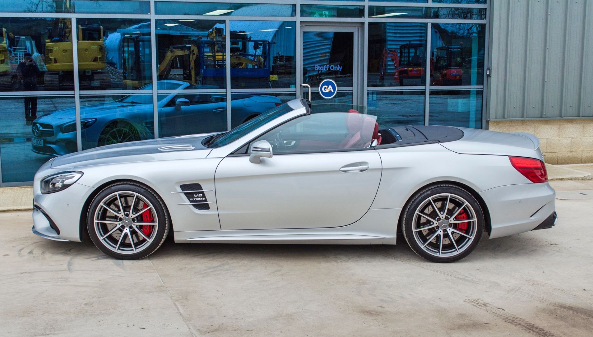 2016 Mercedes Benz SL 63 AMG V8 Bi Turbo 2 door convertible - Image 16 of 64