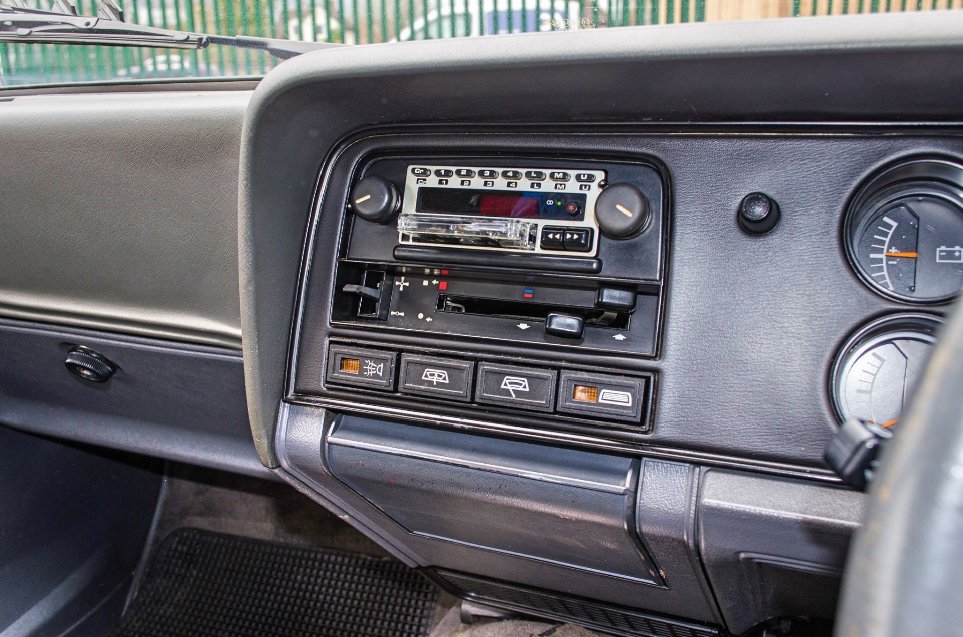 1986 Ford Capri 2.8 Injection Special 3 door coupe - Image 40 of 56