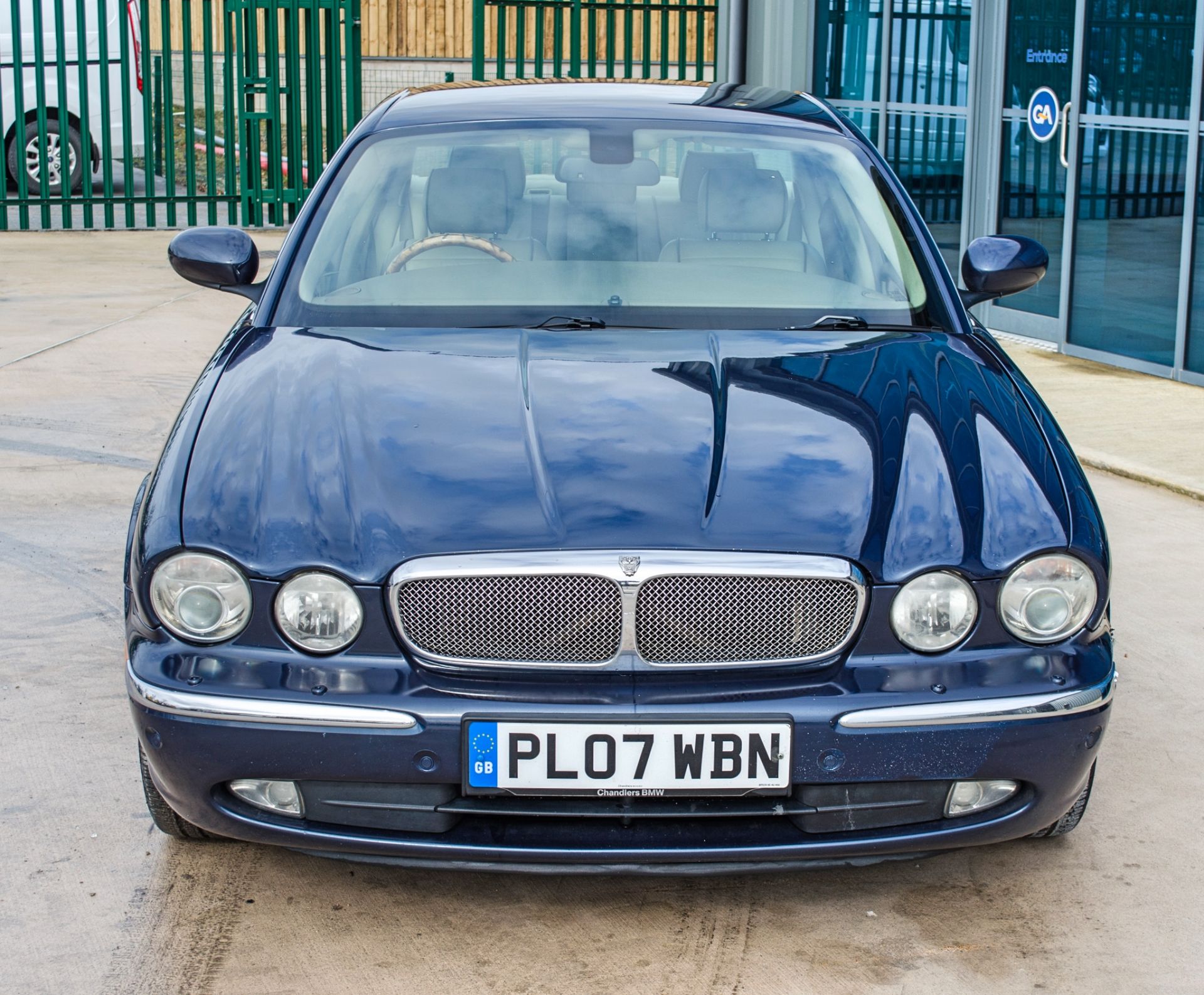 2007 Jaguar XJ Series 2.7 TDVI Sovereign 4 door saloon - Image 8 of 52