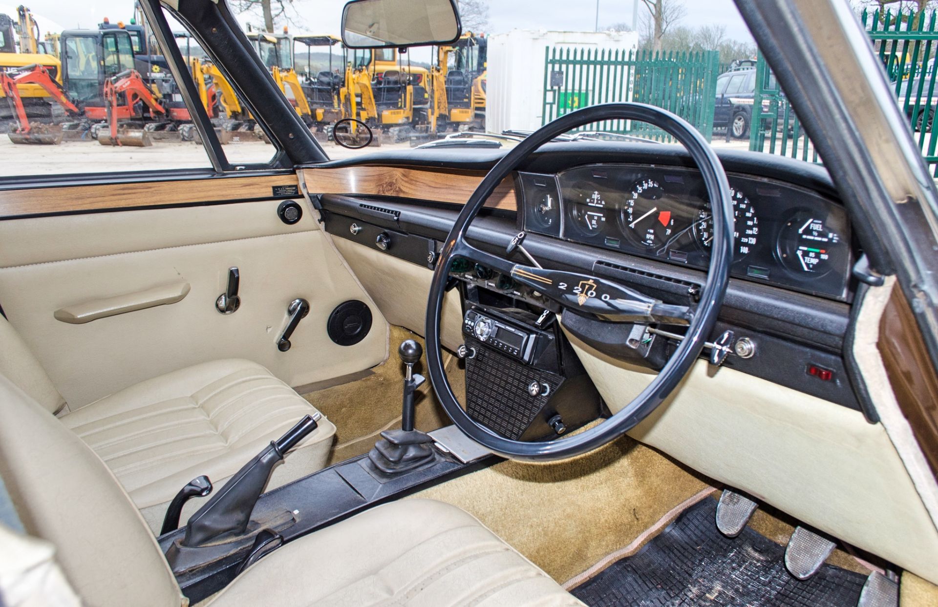 1975 Rover 2200TC 2.2 litre 4 door saloon - Image 29 of 53