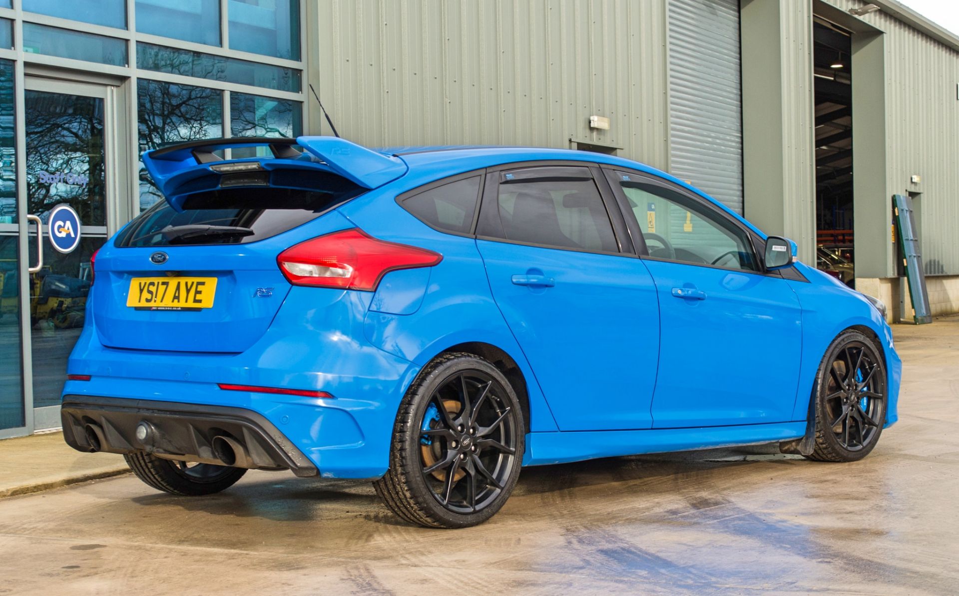 2017 Ford Focus 2.3 RS 5 door hatch back - Image 5 of 56