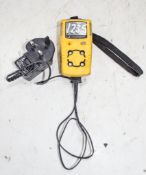Gas detector c/w charger