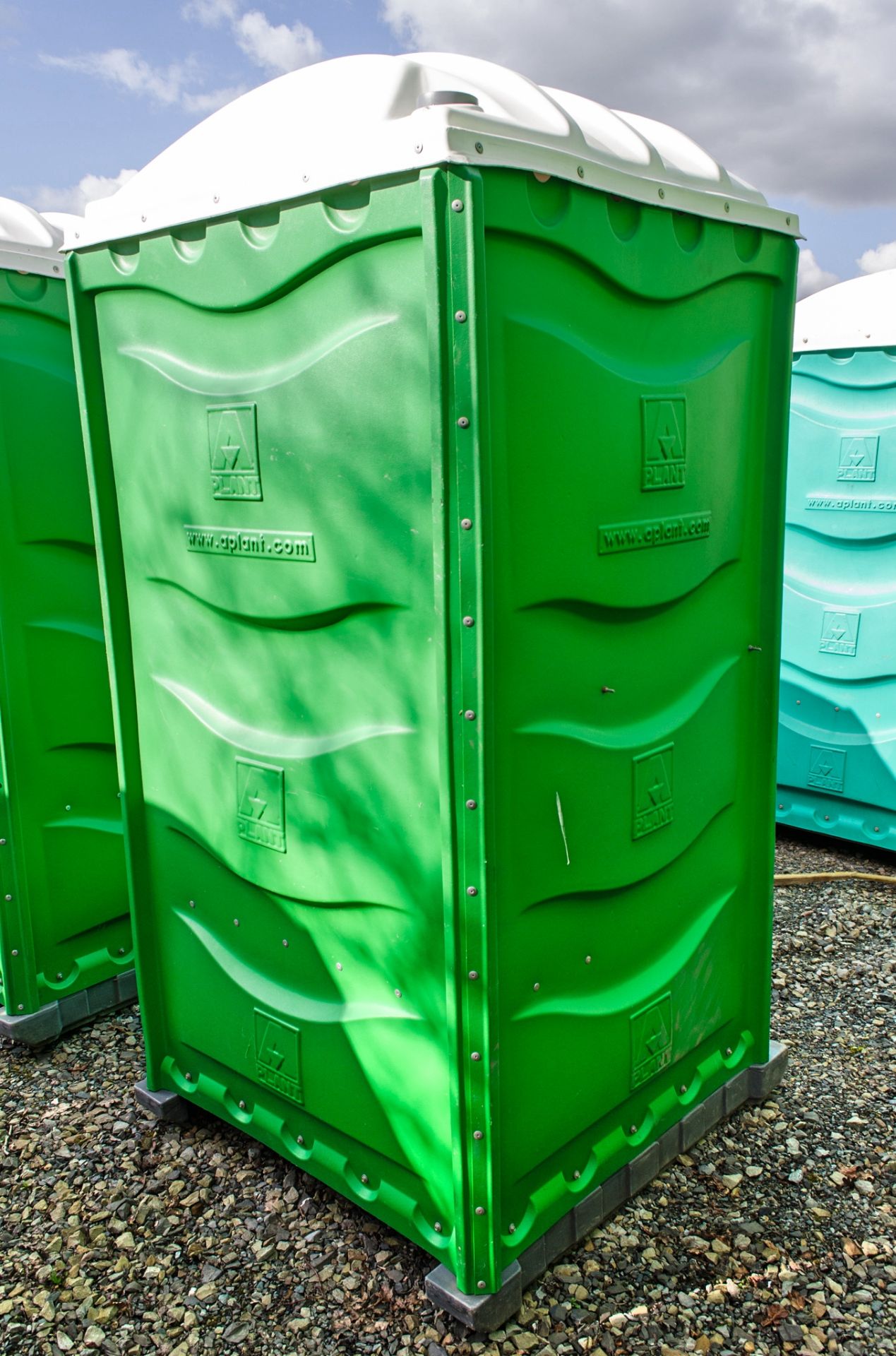 Plastic portable toilet unit A861020 - Image 2 of 3