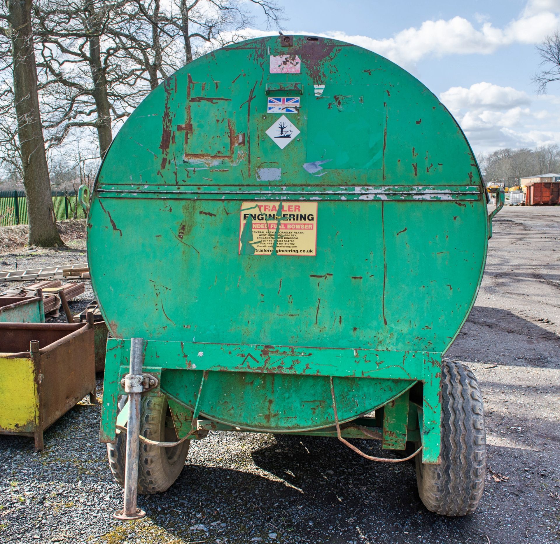 Trailer Engineering 2140 litre site tow mobile bunded fuel bowser c/w manual fuel pump, delivery - Image 4 of 5