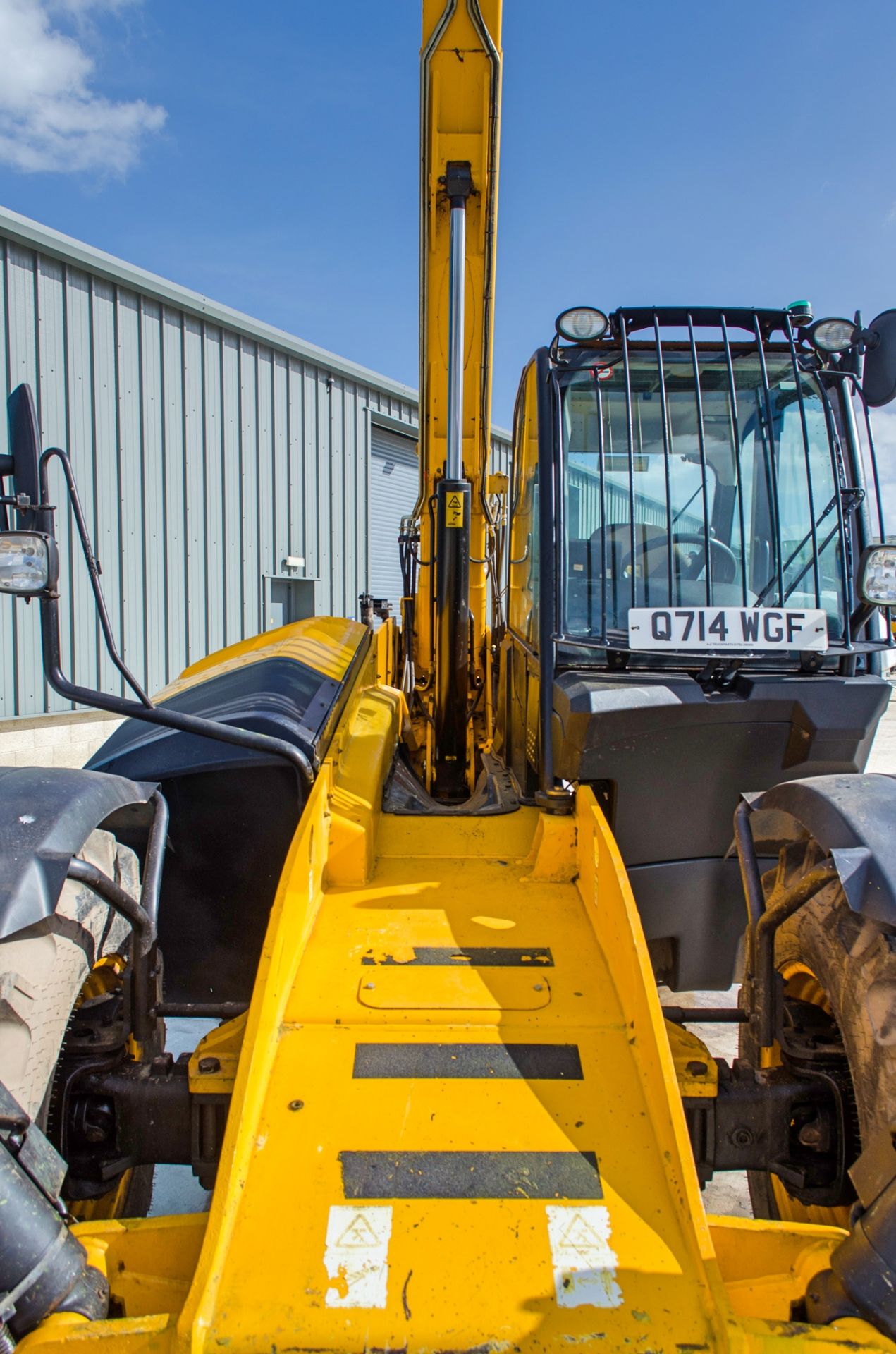 JCB 535-125 Hi-Viz 12.5 metre telescopic handler Year: 2014 S/N: 2340638 Recorded Hours: 4394 c/w - Image 12 of 25